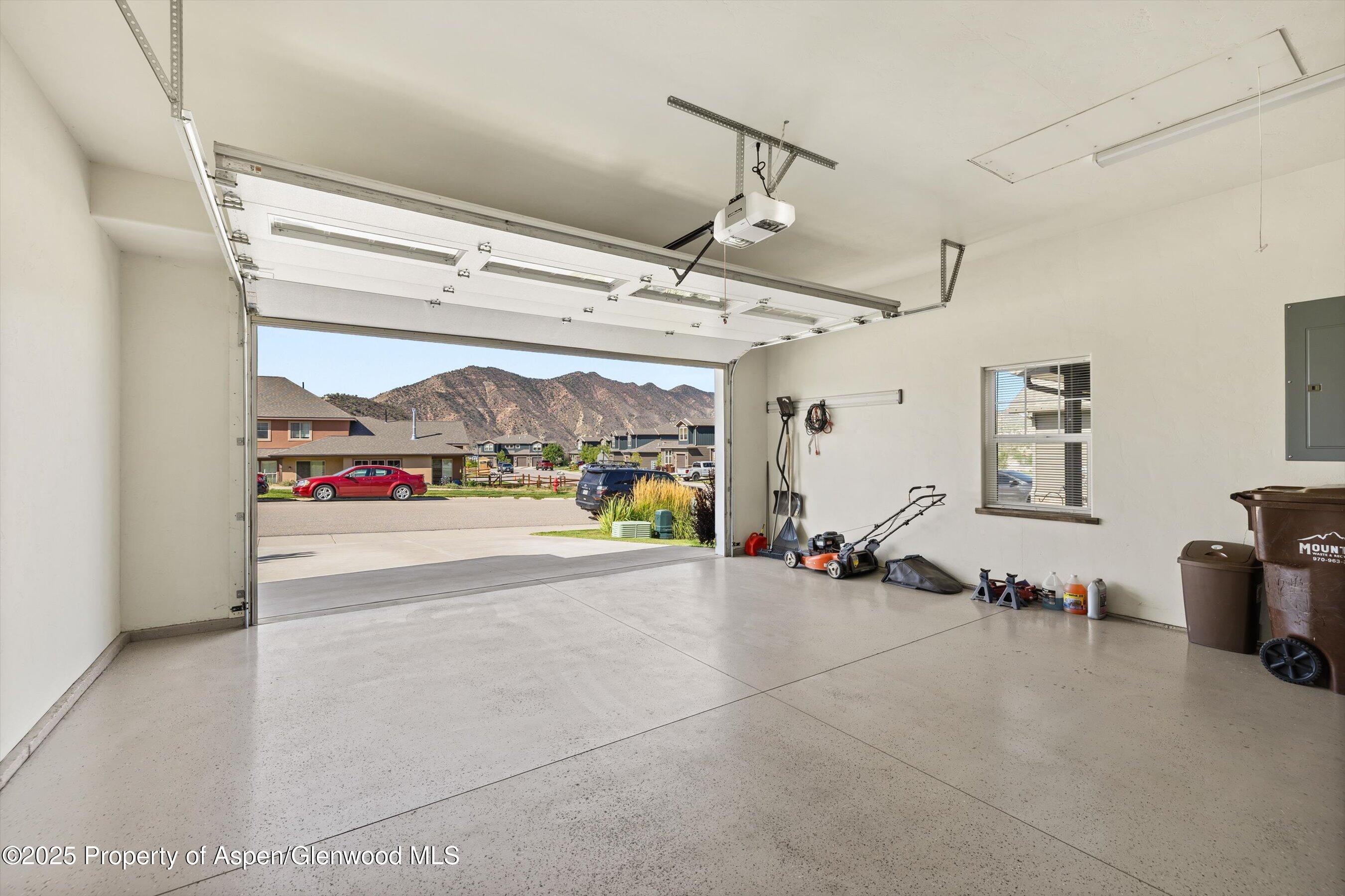 148 N Wildhorse Drive