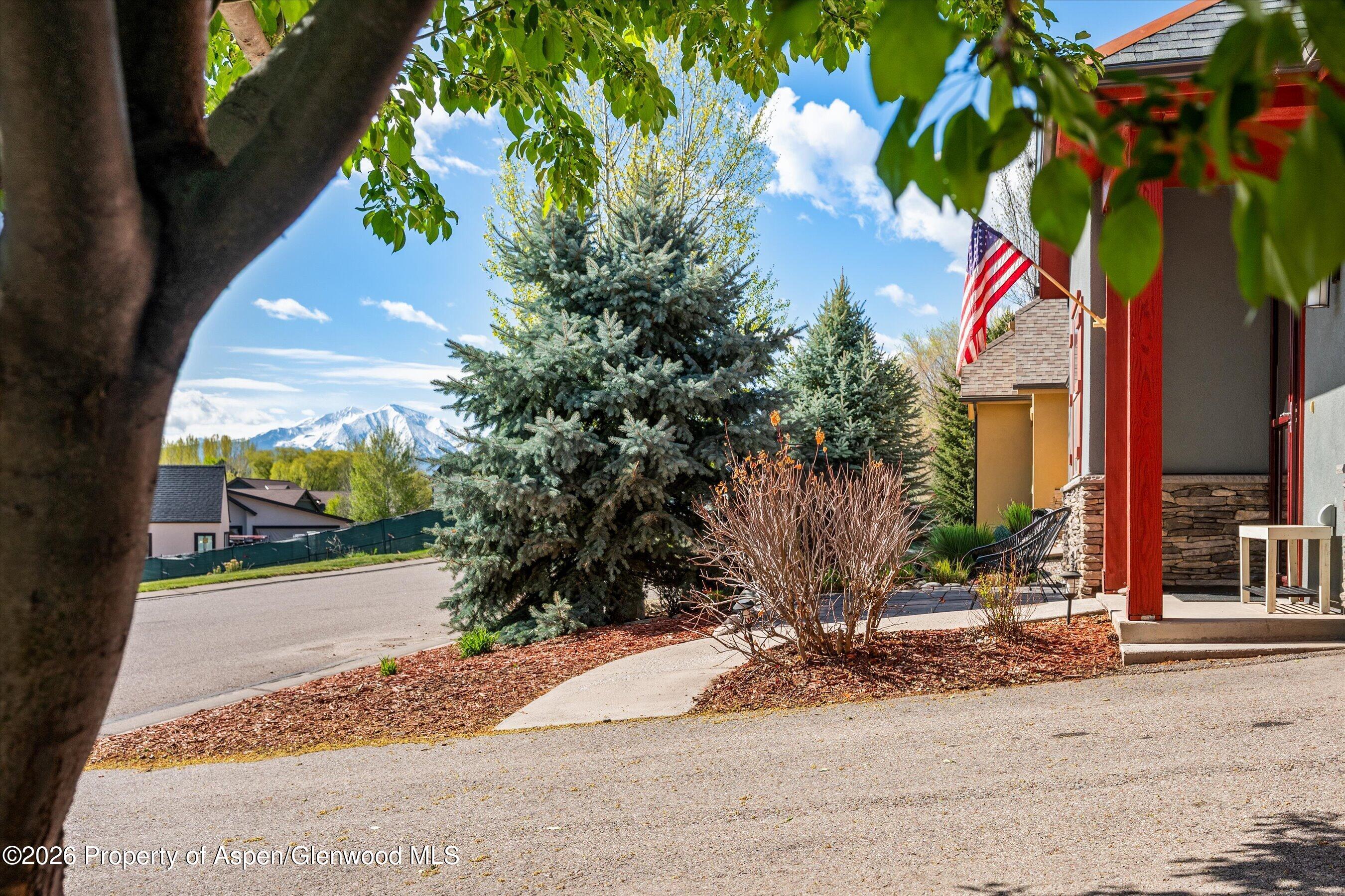 1363 River Bend Way