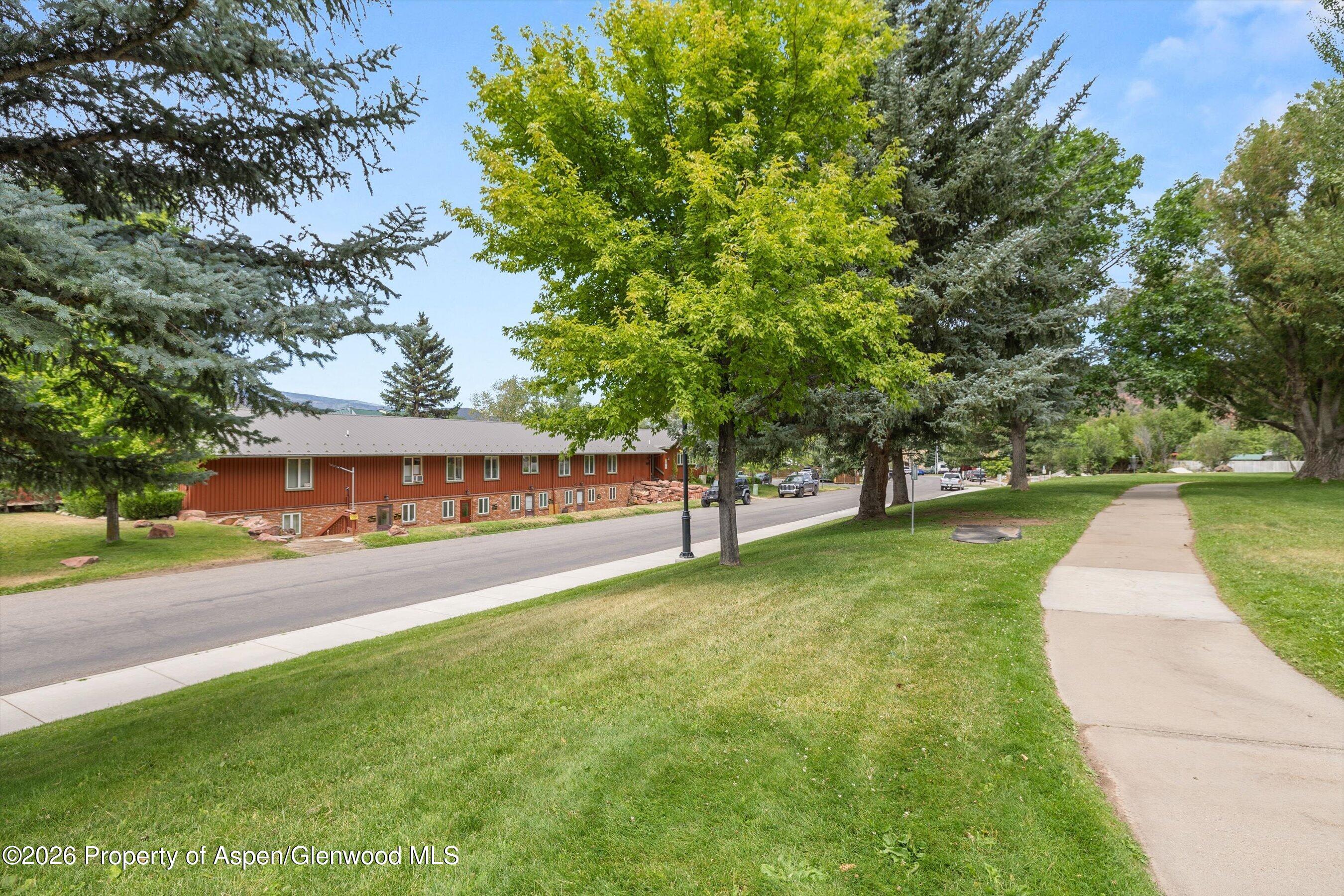 1101 Village Road Ll3c