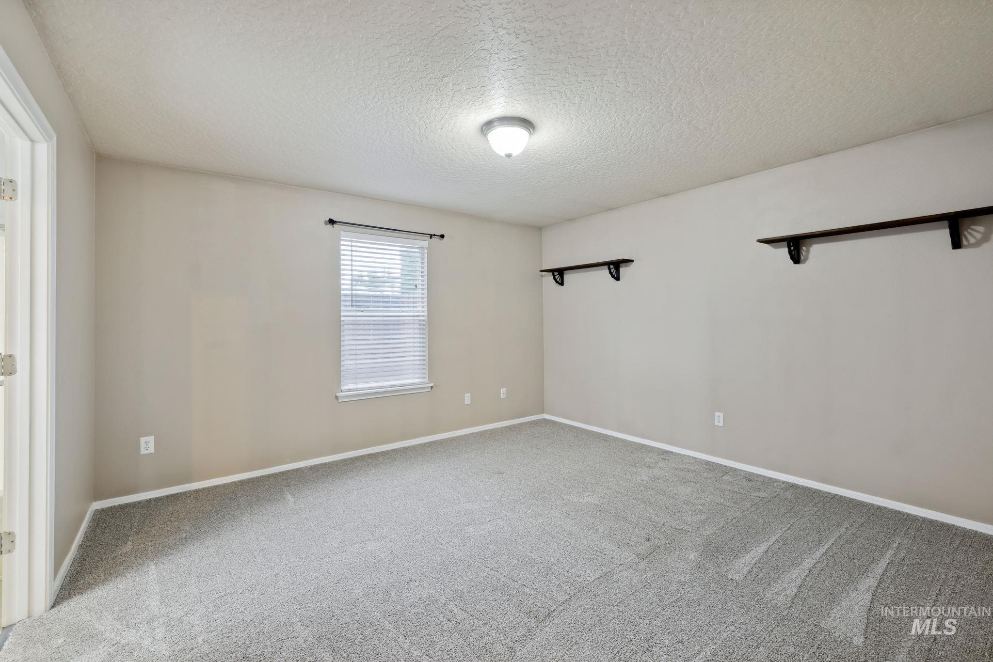 9570 W Shelborne