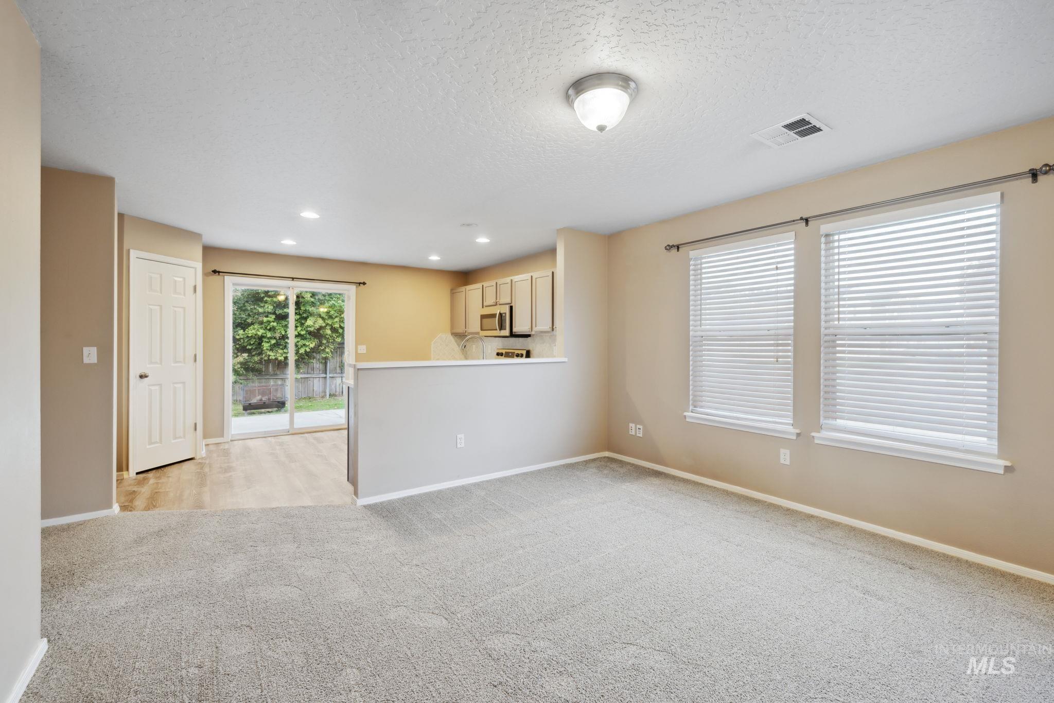 9570 W Shelborne