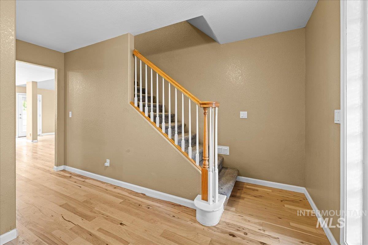 3887 W Big Creek Ct