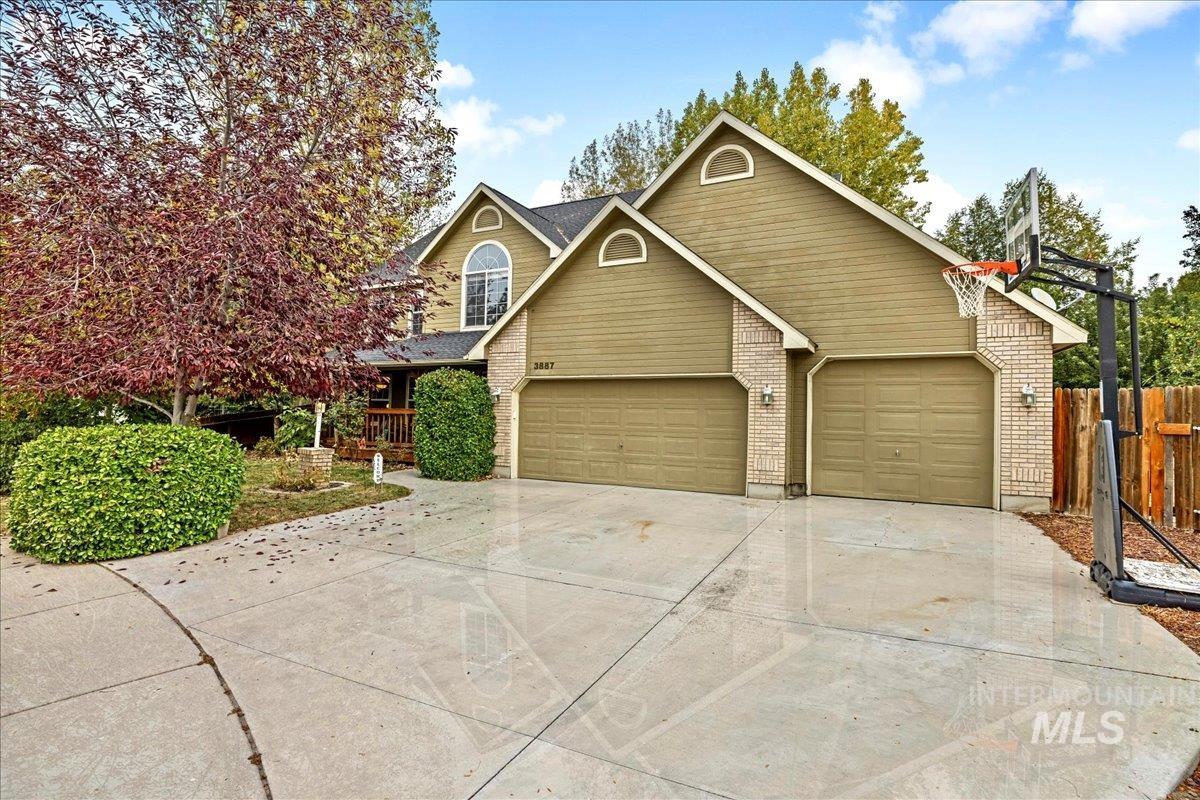 3887 W Big Creek Ct