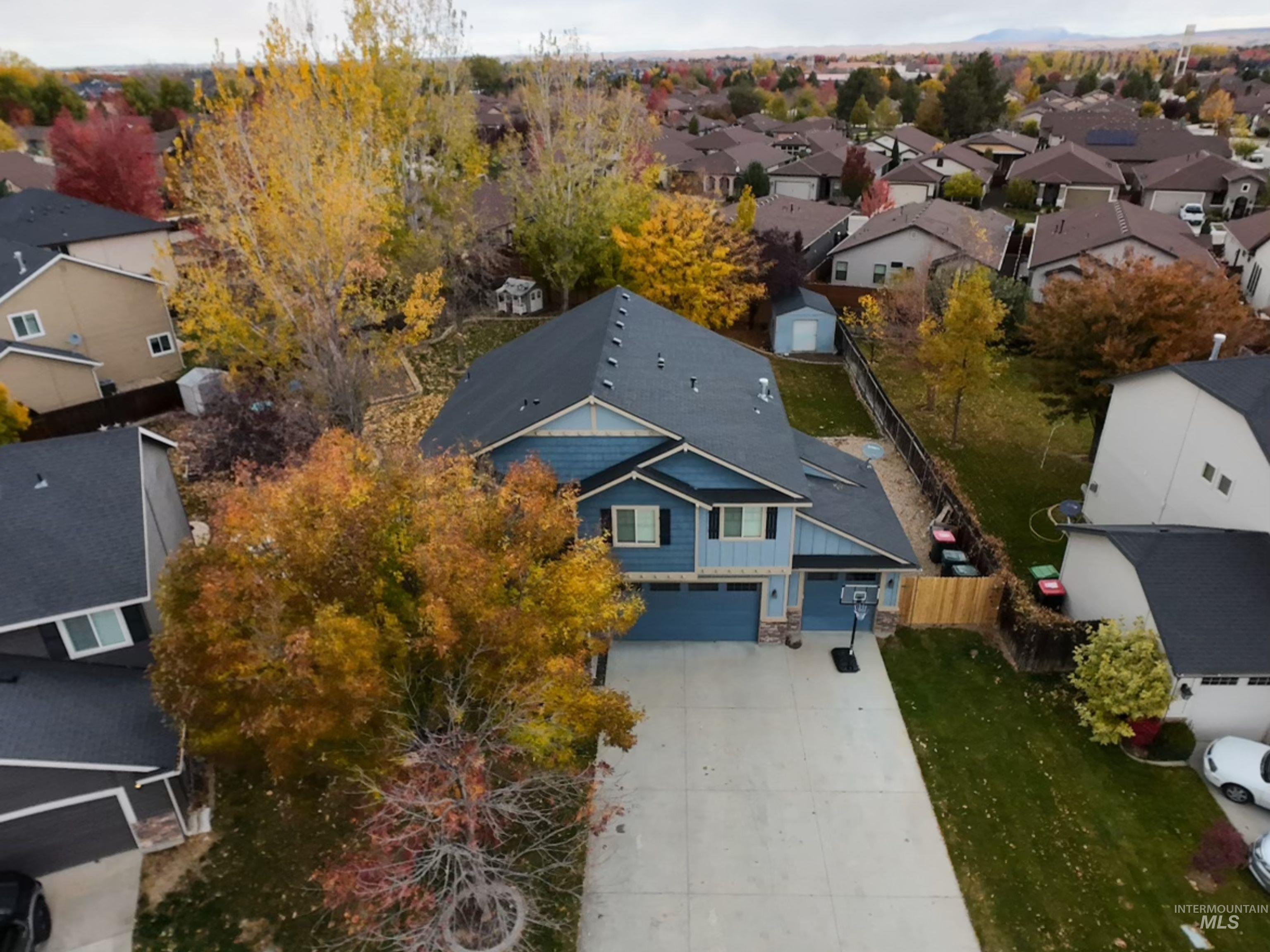 272 E Ironstone Ct