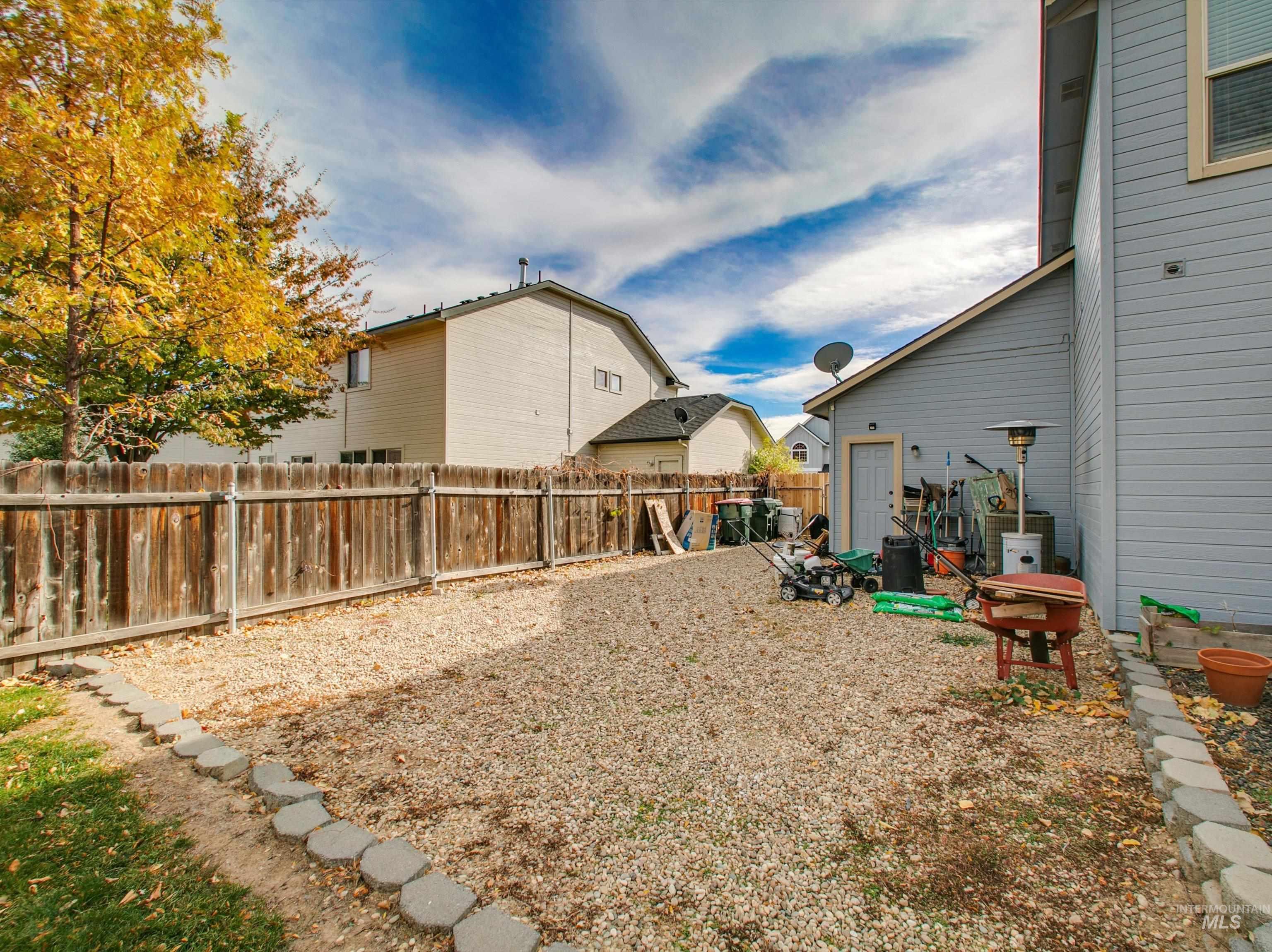 272 E Ironstone Ct