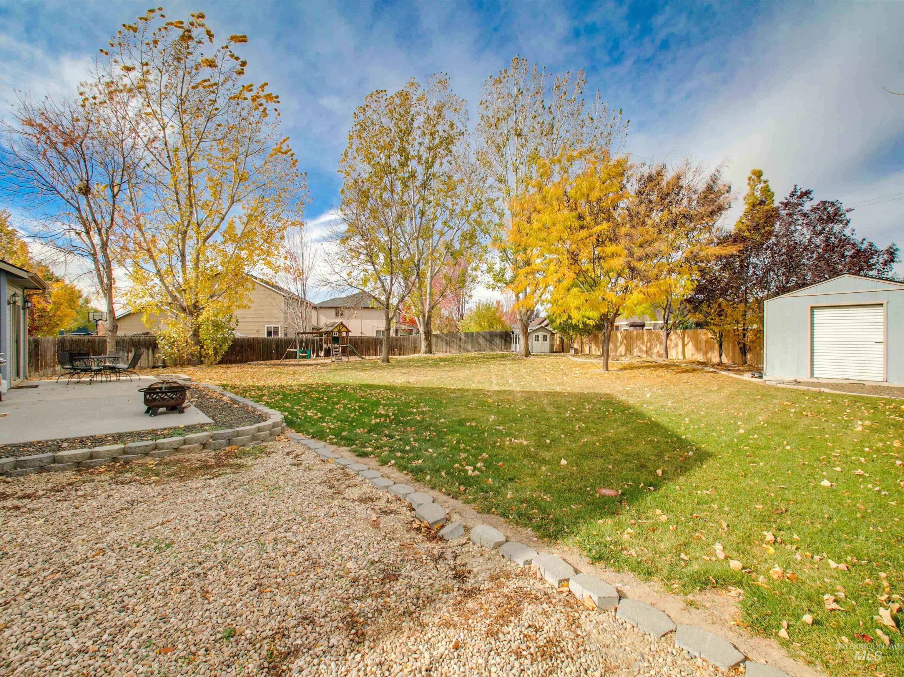 272 E Ironstone Ct