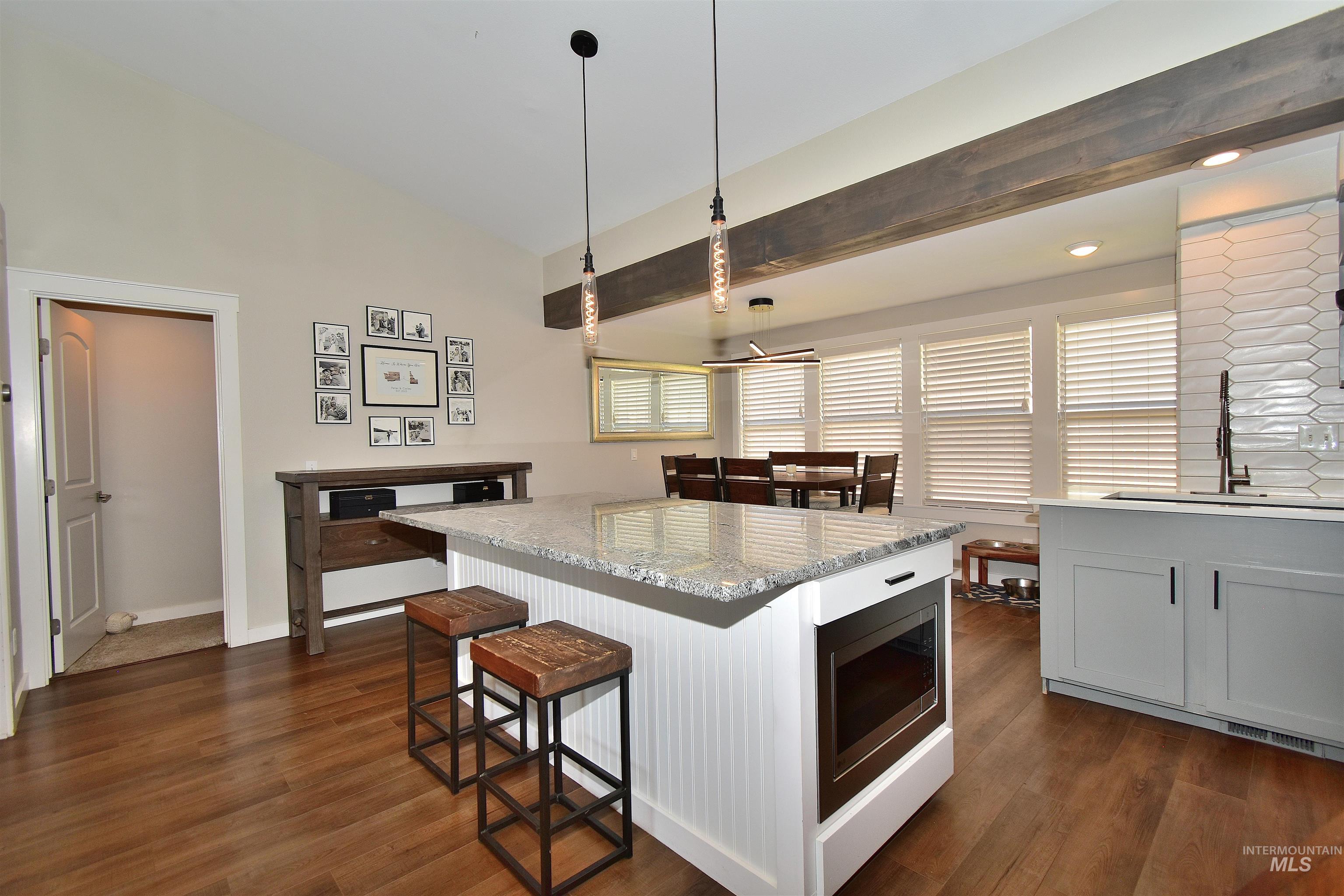 3490 W Tupelo Court