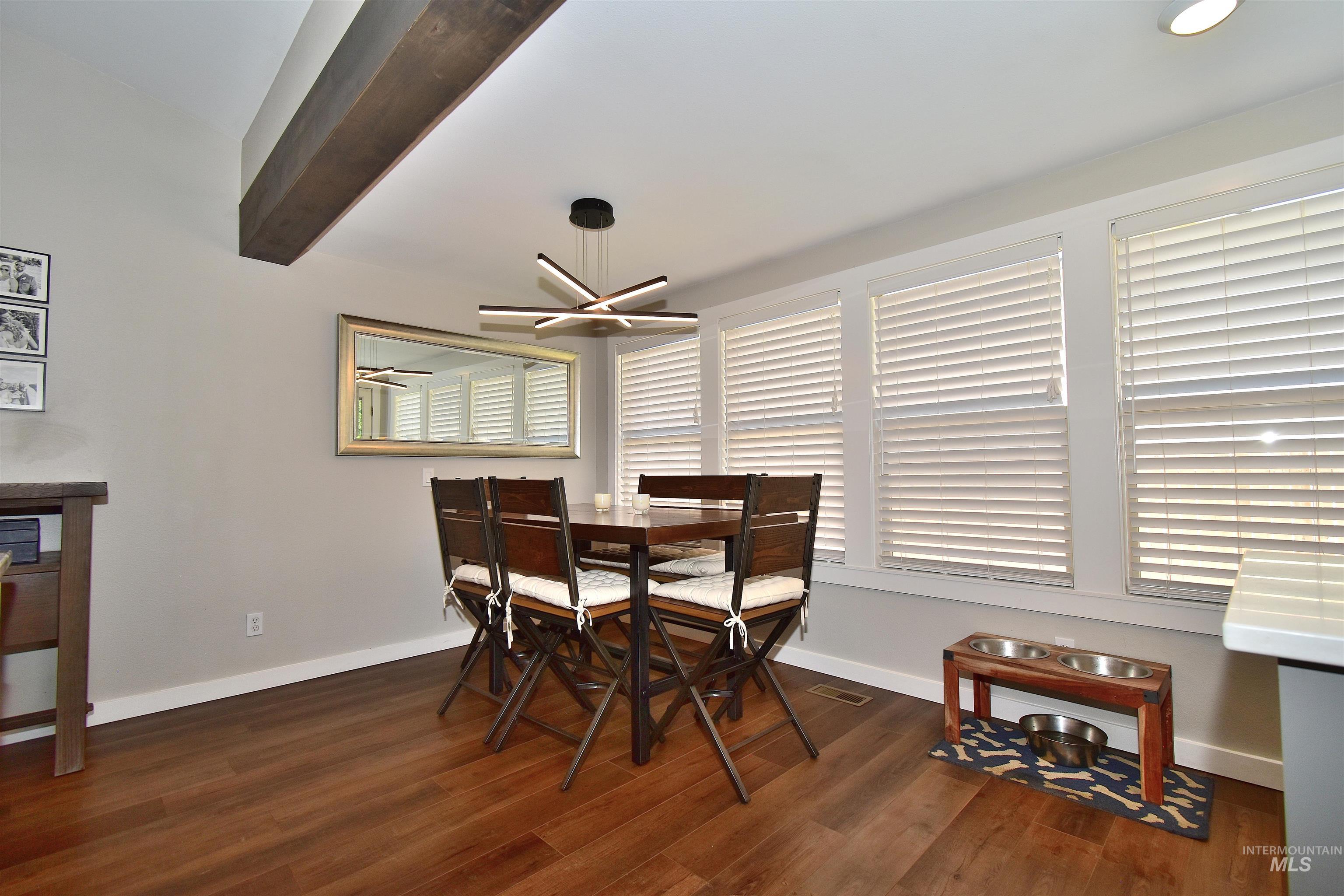 3490 W Tupelo Court