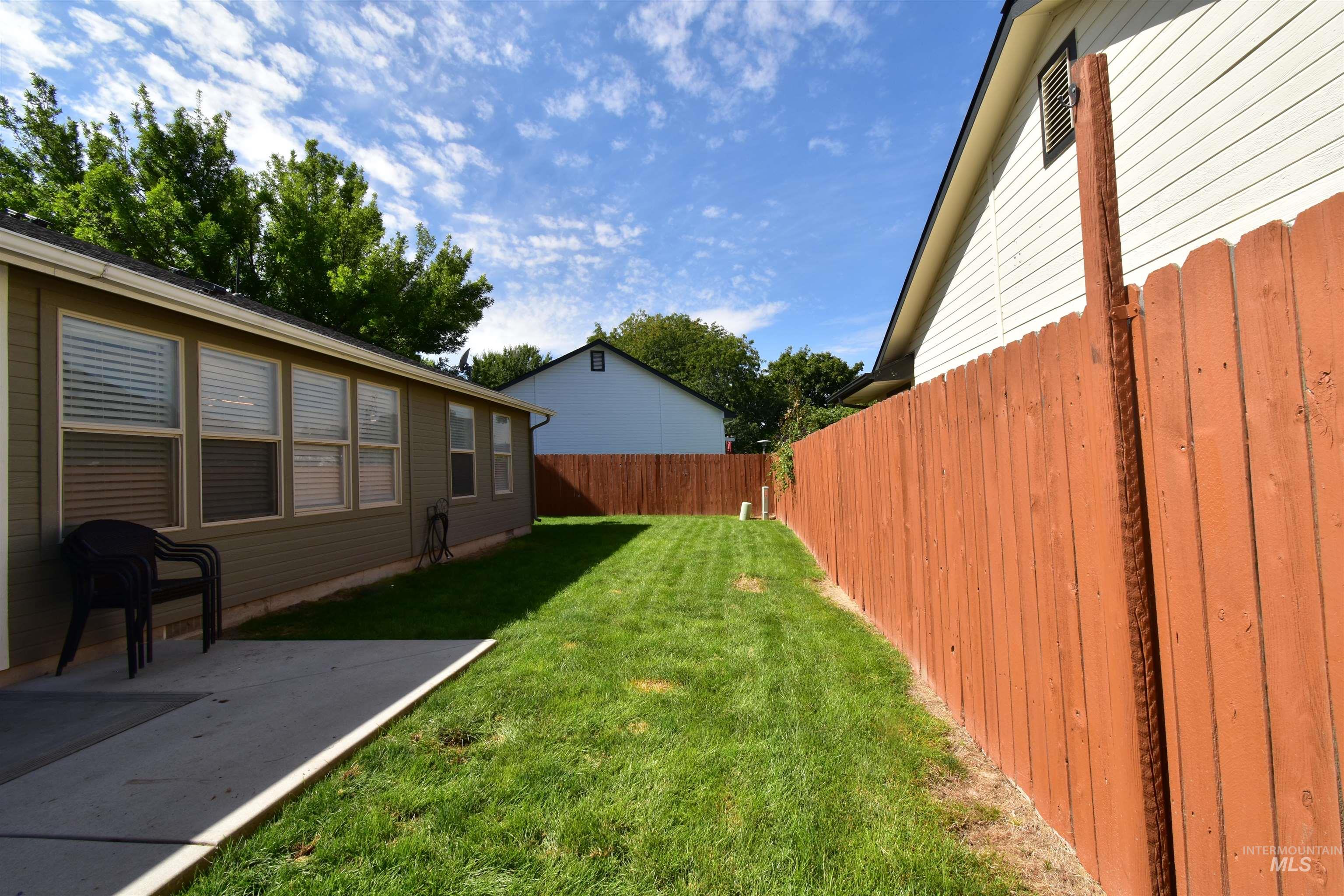 3490 W Tupelo Court