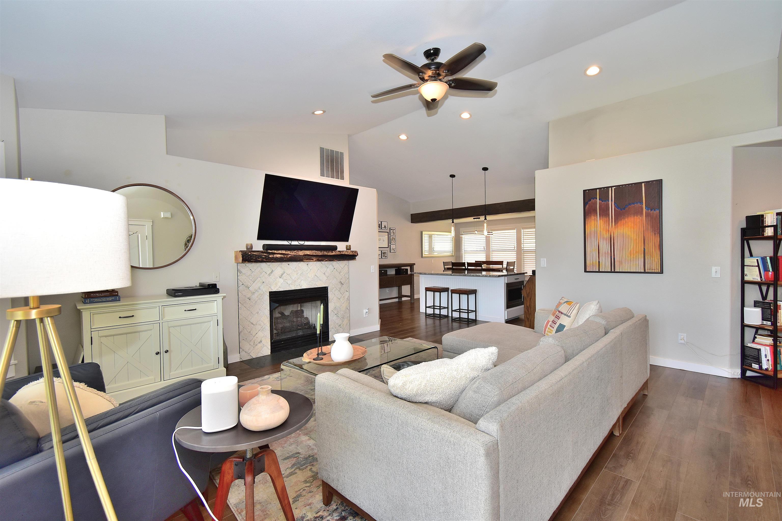 3490 W Tupelo Court