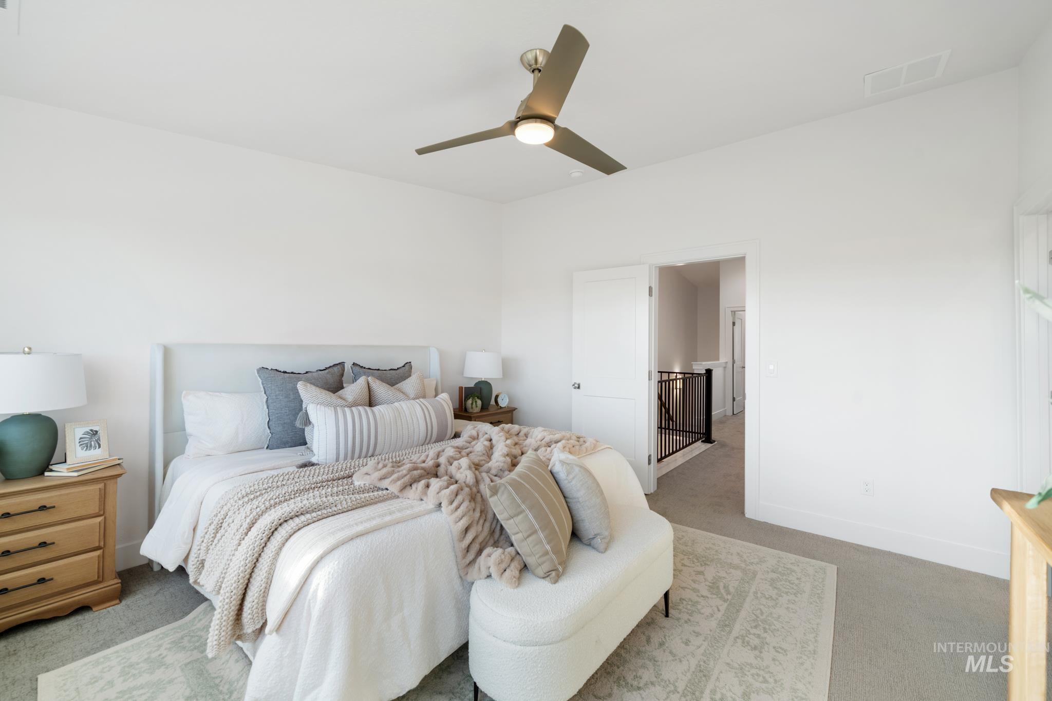 5281 N River Water Lane