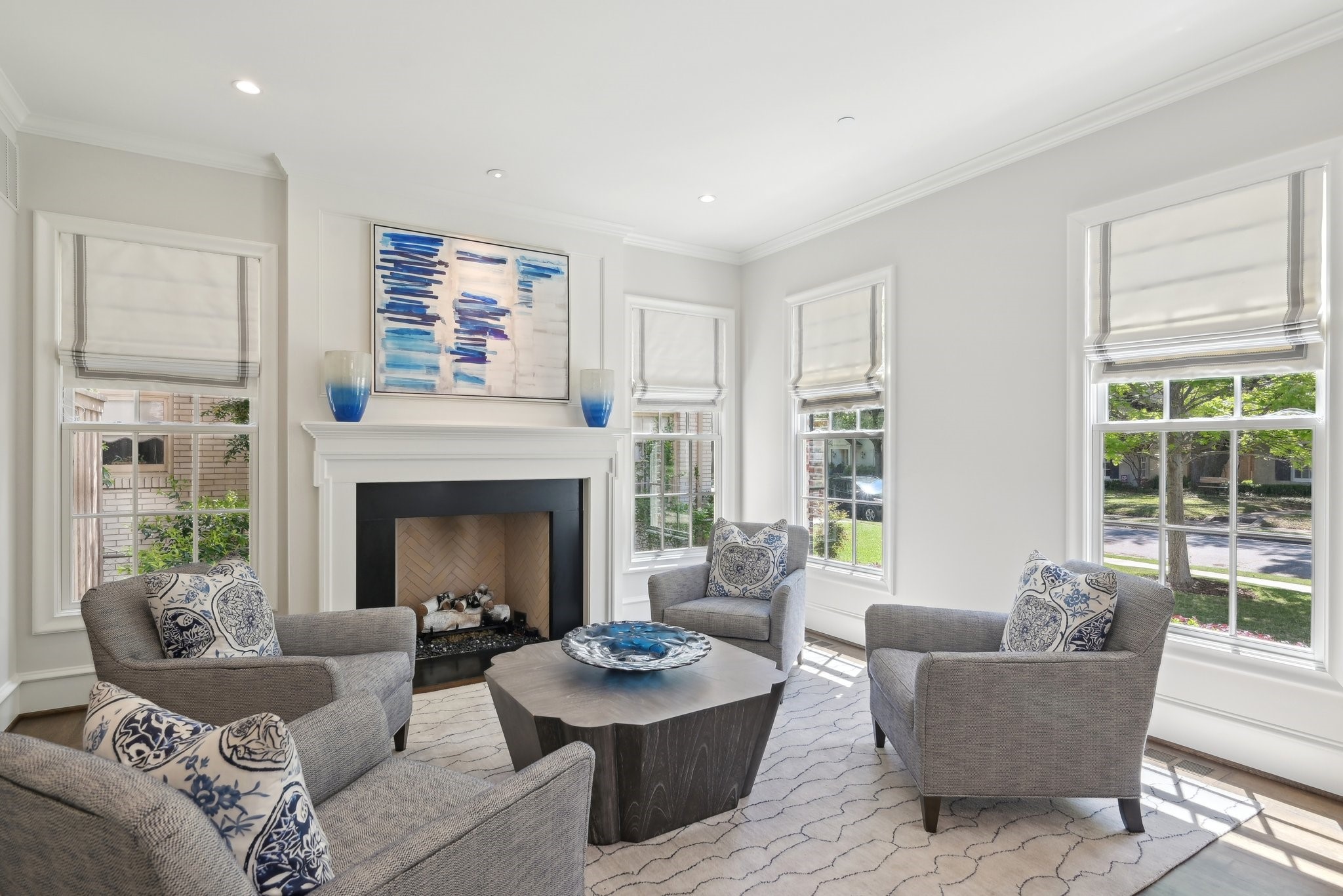 4328 Shenandoah Street