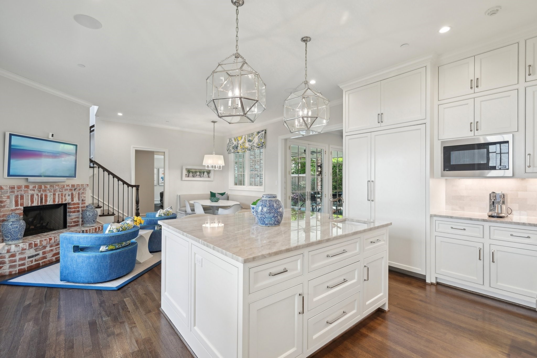 4328 Shenandoah Street