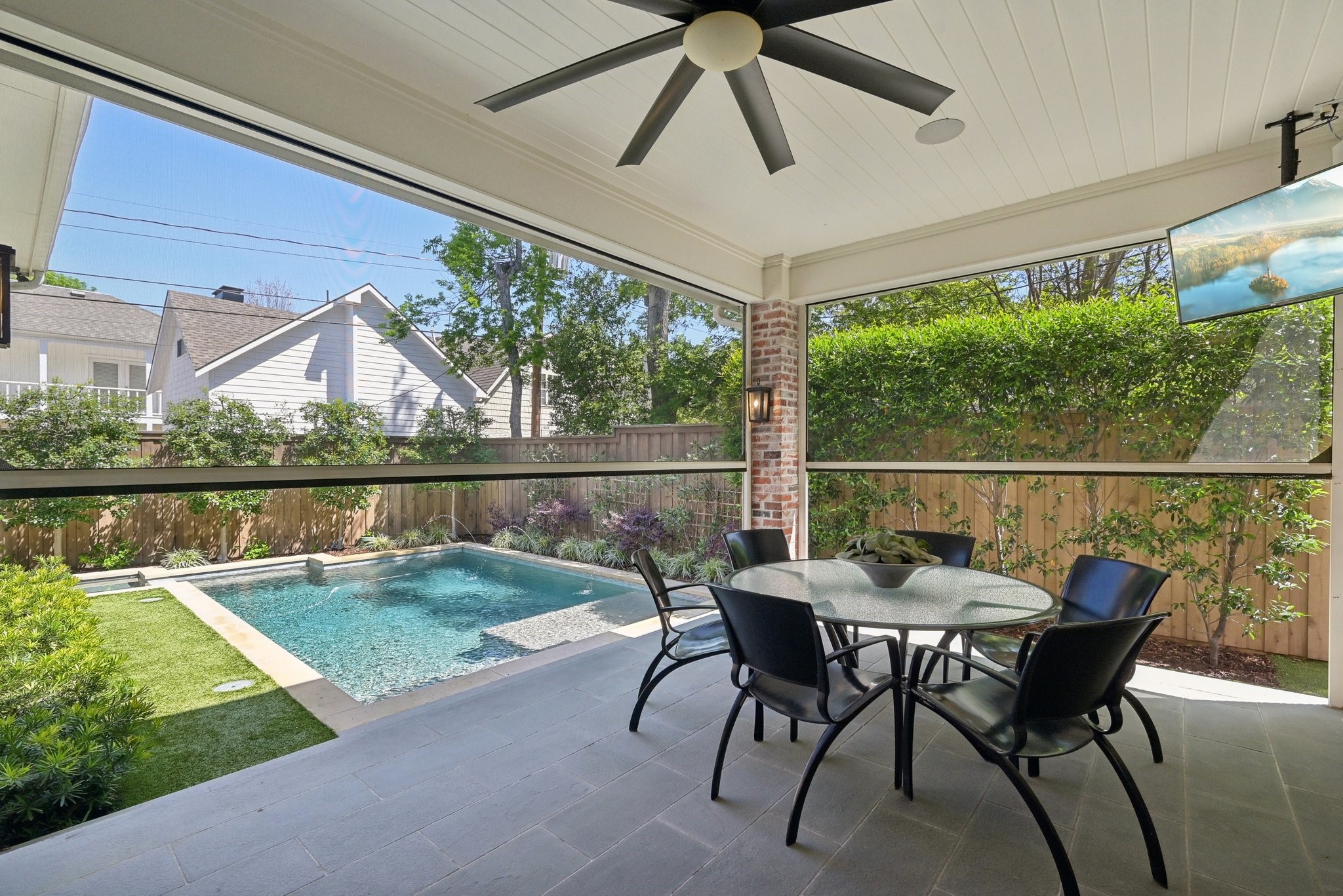 4328 Shenandoah Street