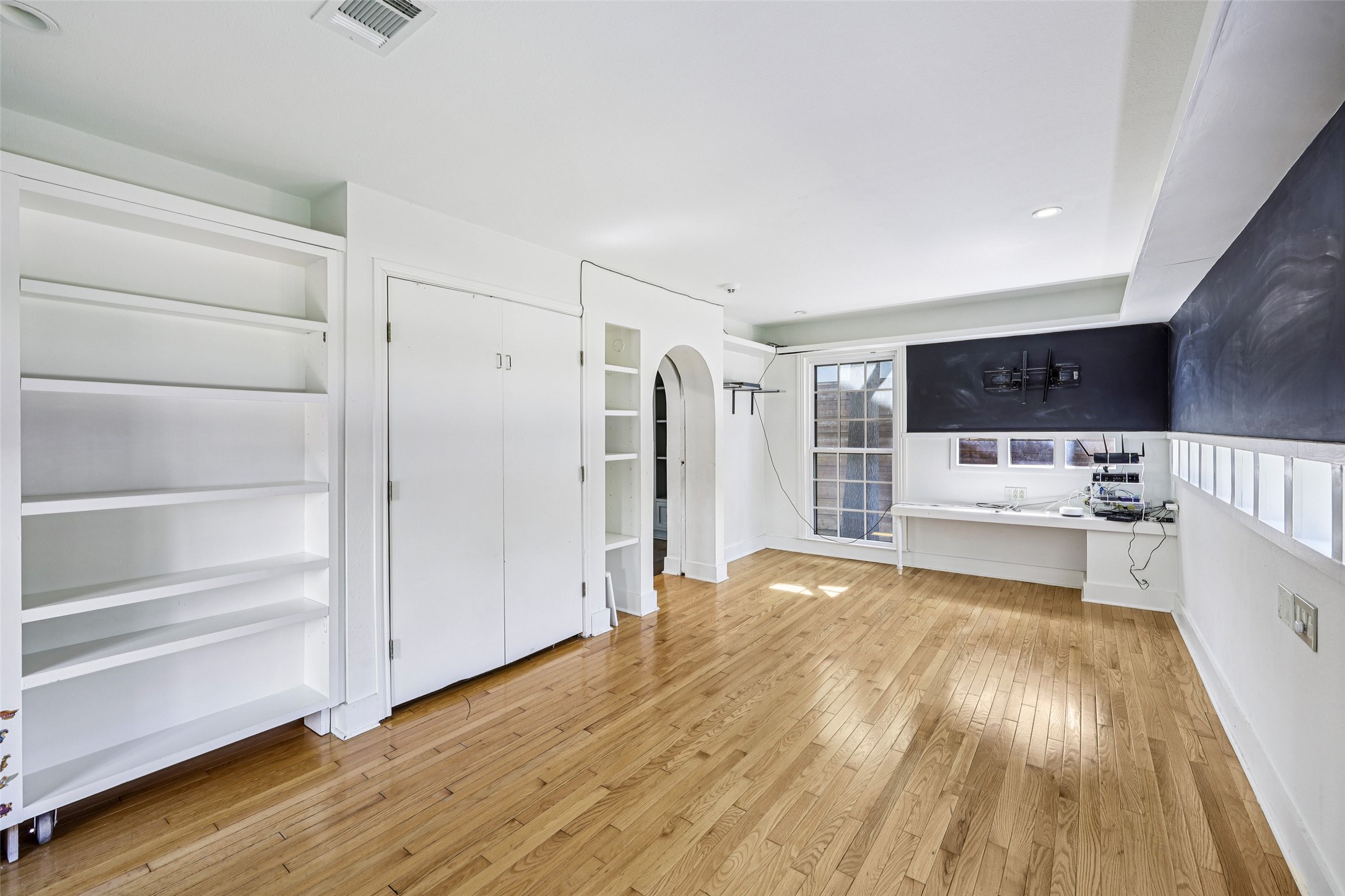 2829 Lovers Lane