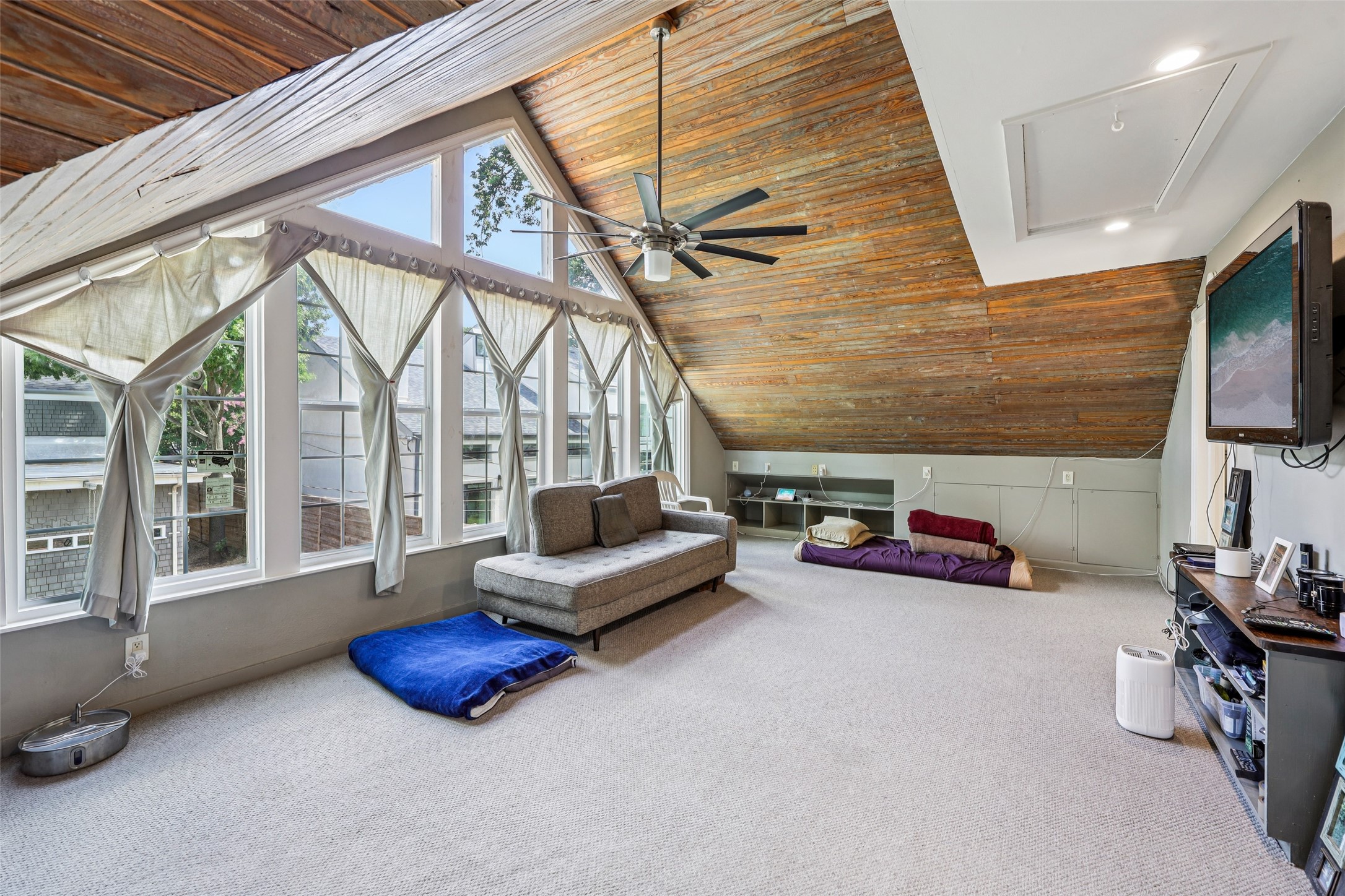 2829 Lovers Lane