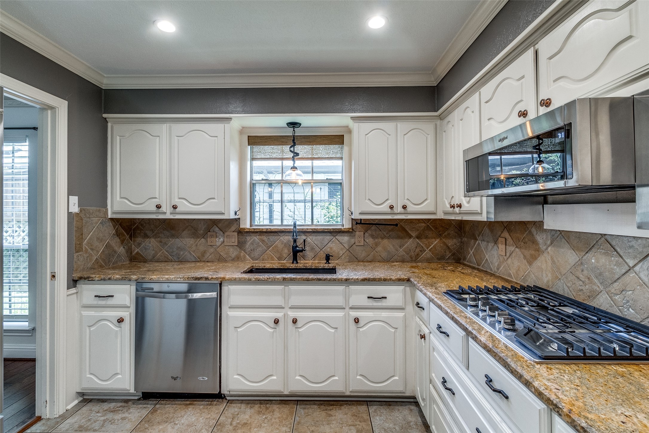 6007 Timber Creek Lane