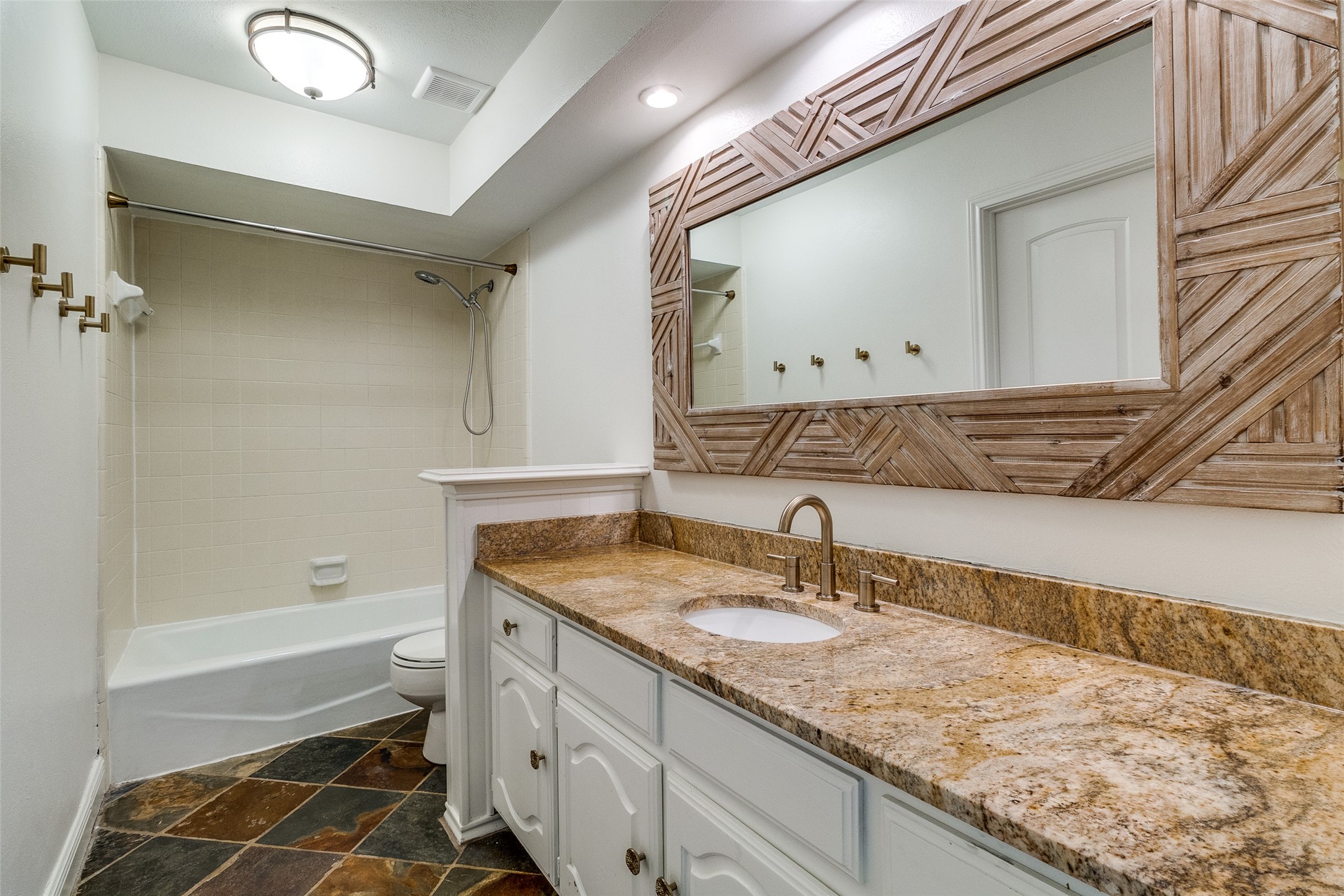 6007 Timber Creek Lane