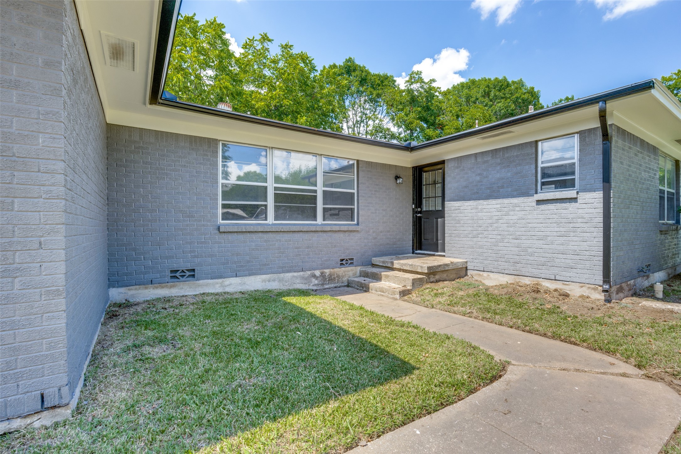 1116 S Idlewild Drive