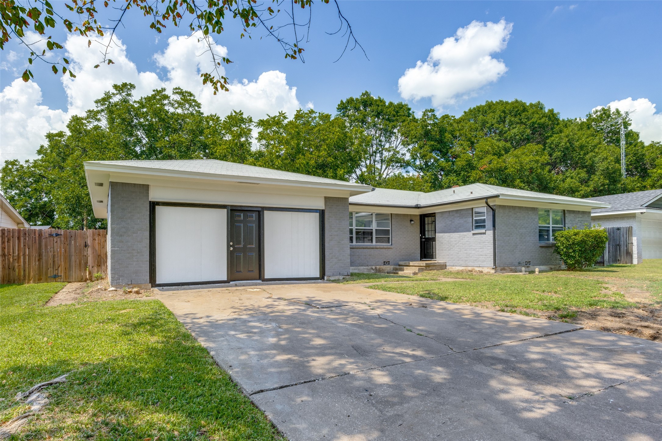 1116 S Idlewild Drive