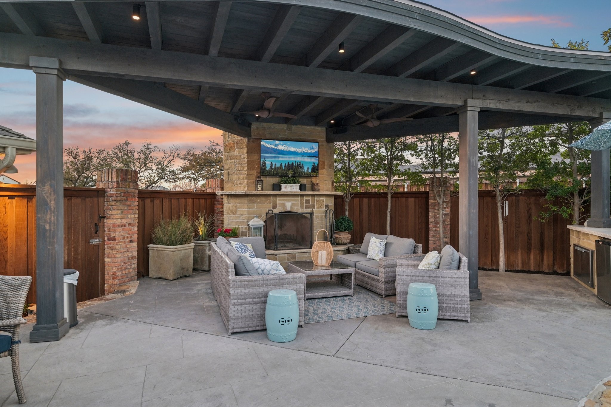 5603 Ursula Lane