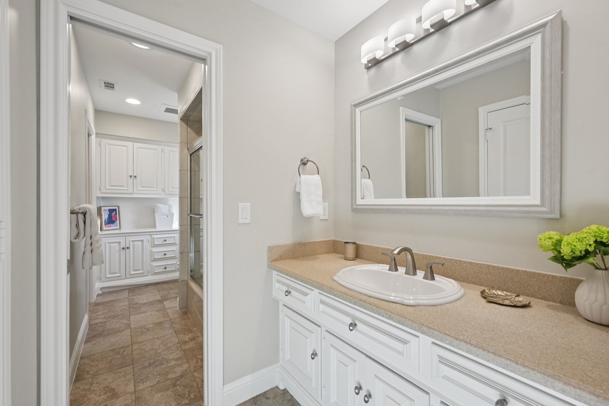 5603 Ursula Lane