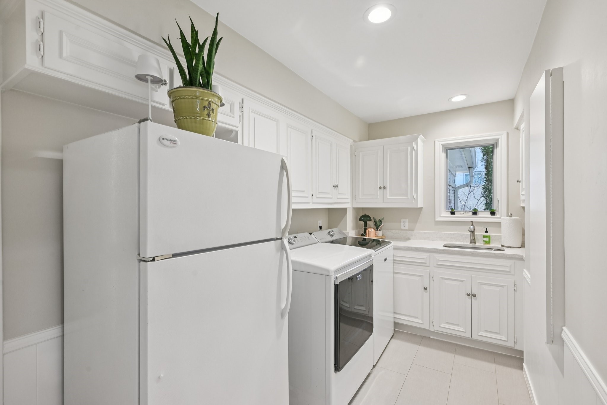 5603 Ursula Lane