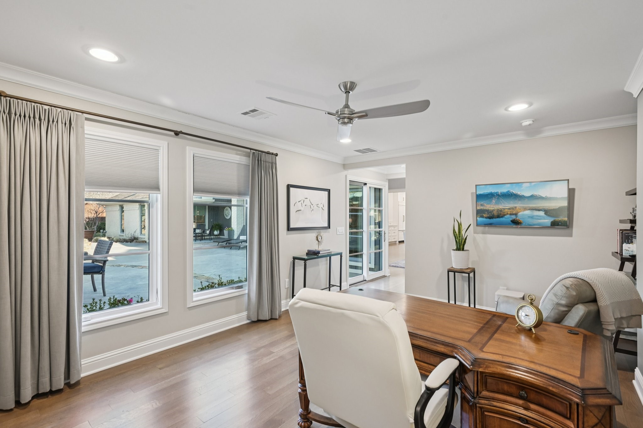 5603 Ursula Lane