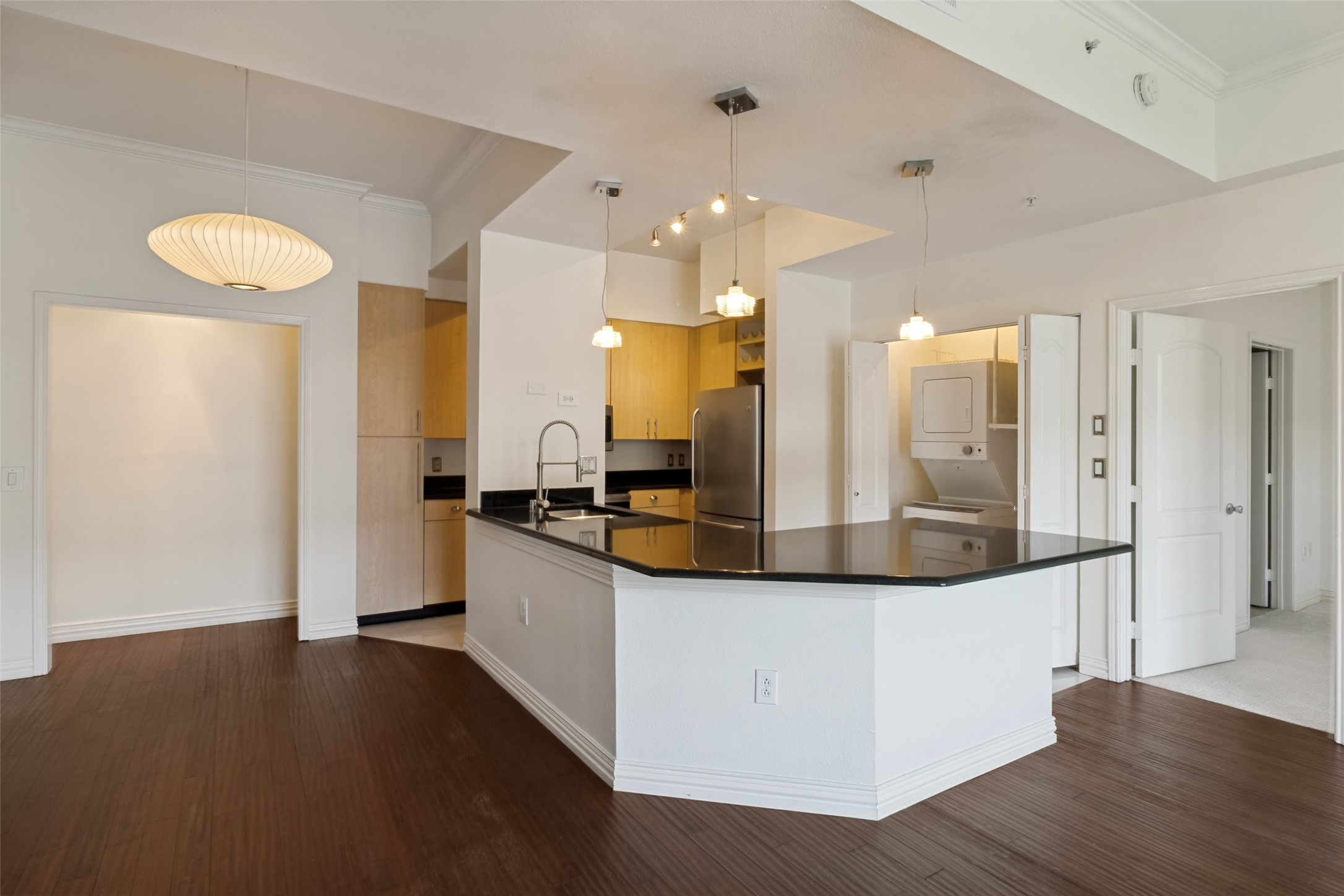 3225 Turtle Creek Boulevard 520