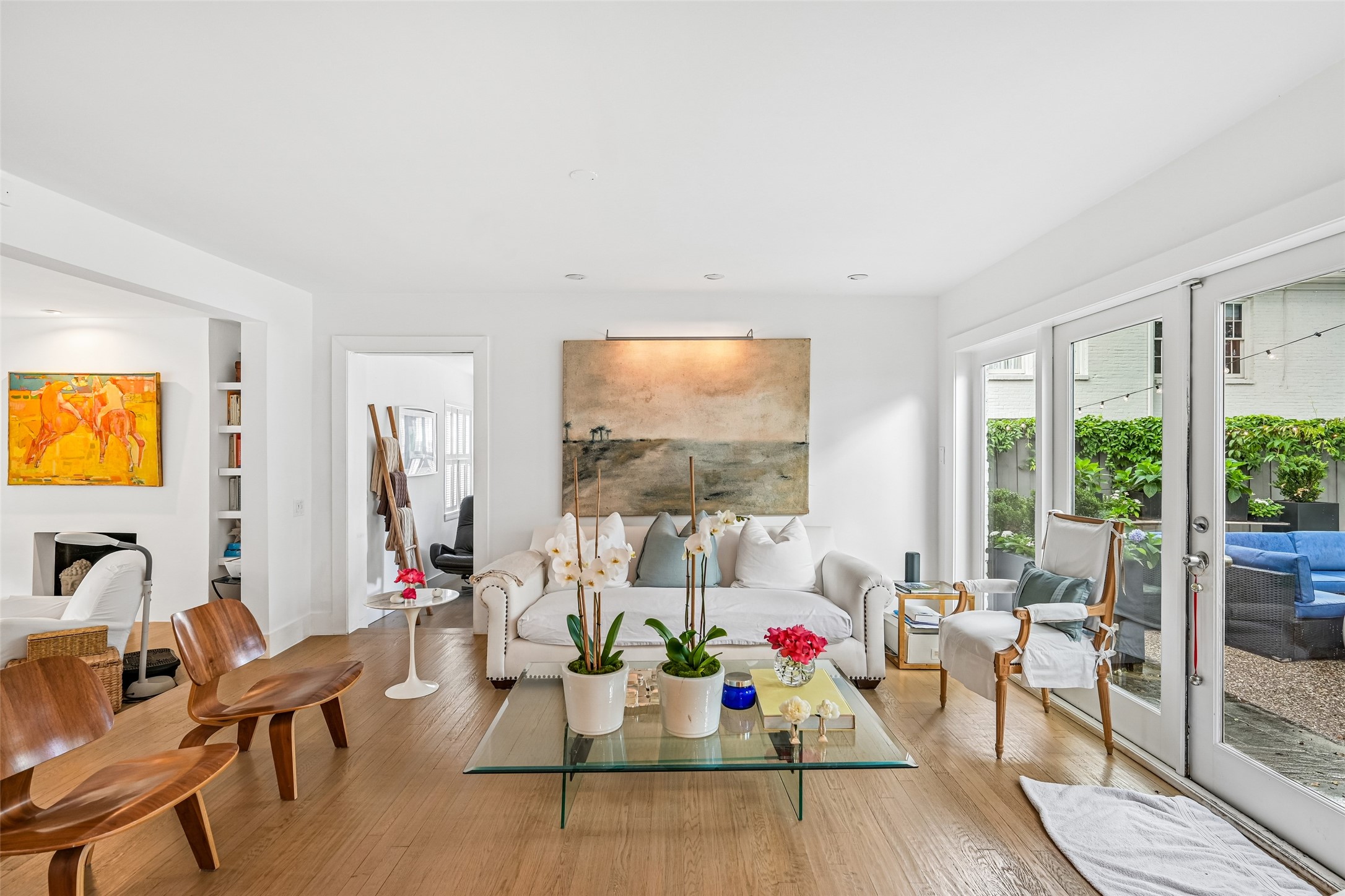 4521 Lorraine Avenue