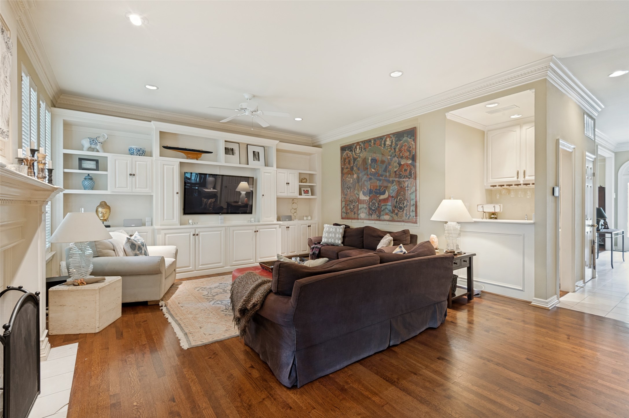 1608 Crockett Circle