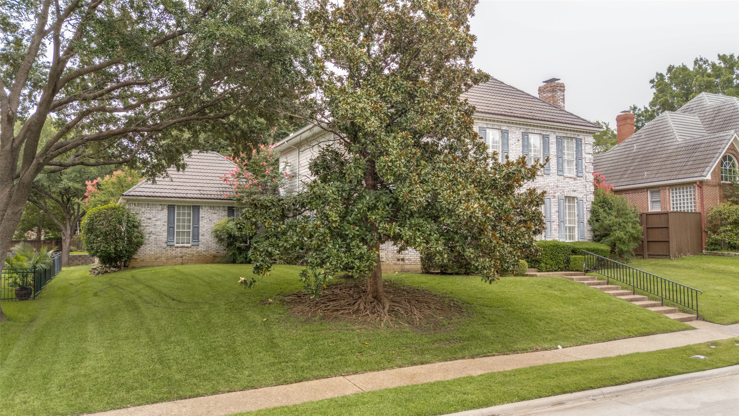 1608 Crockett Circle