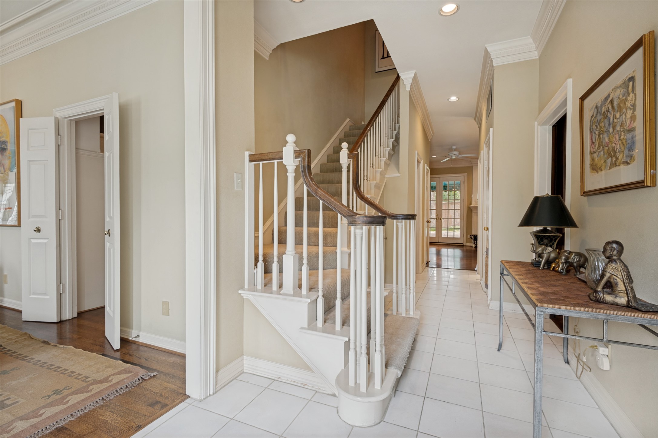 1608 Crockett Circle