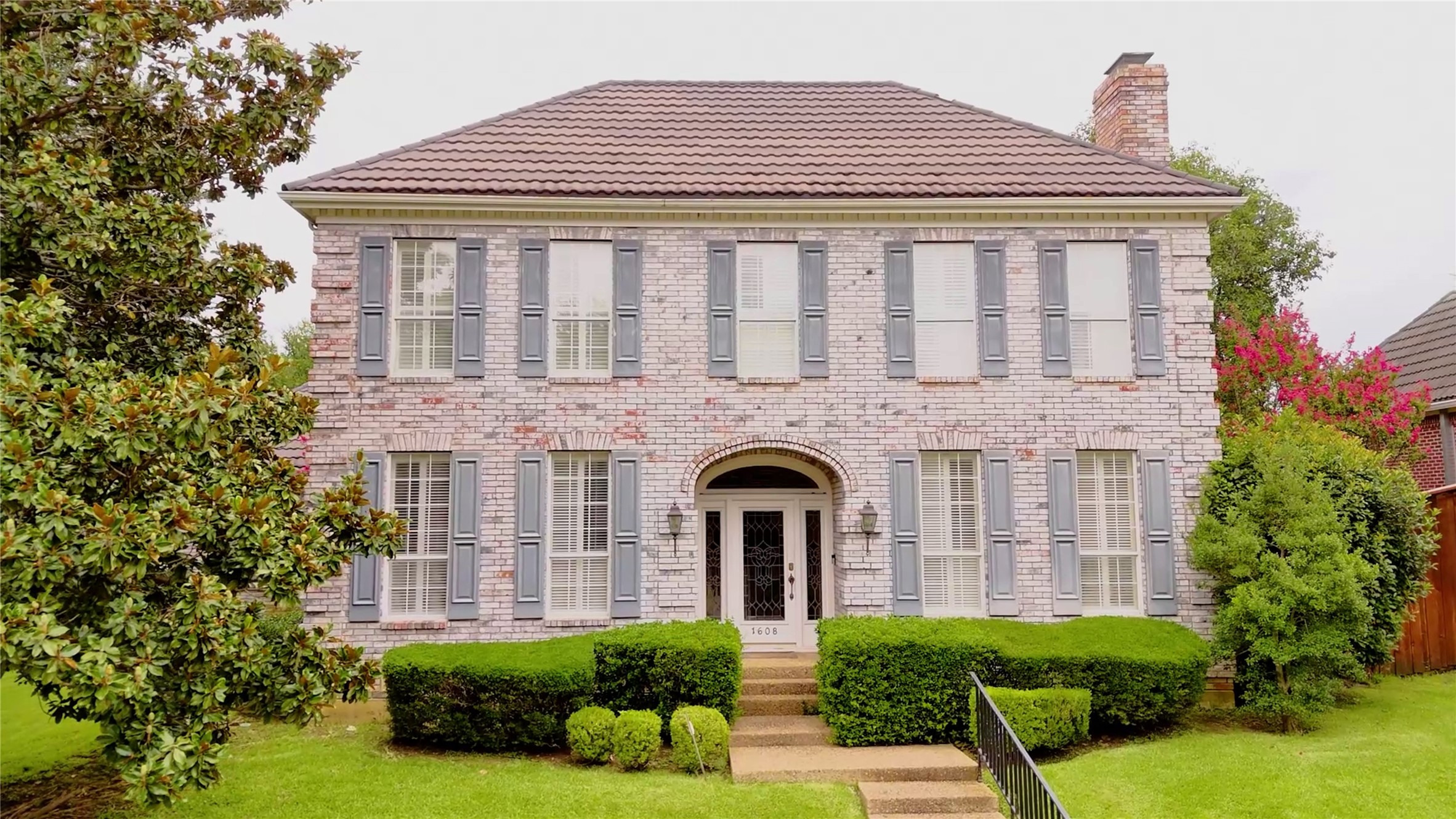 1608 Crockett Circle