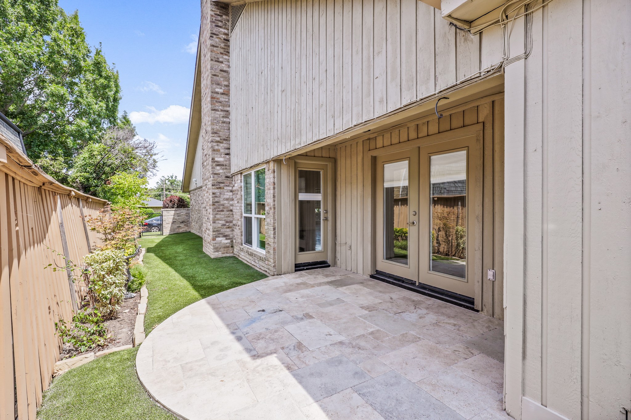 10519 Ravenscroft Drive