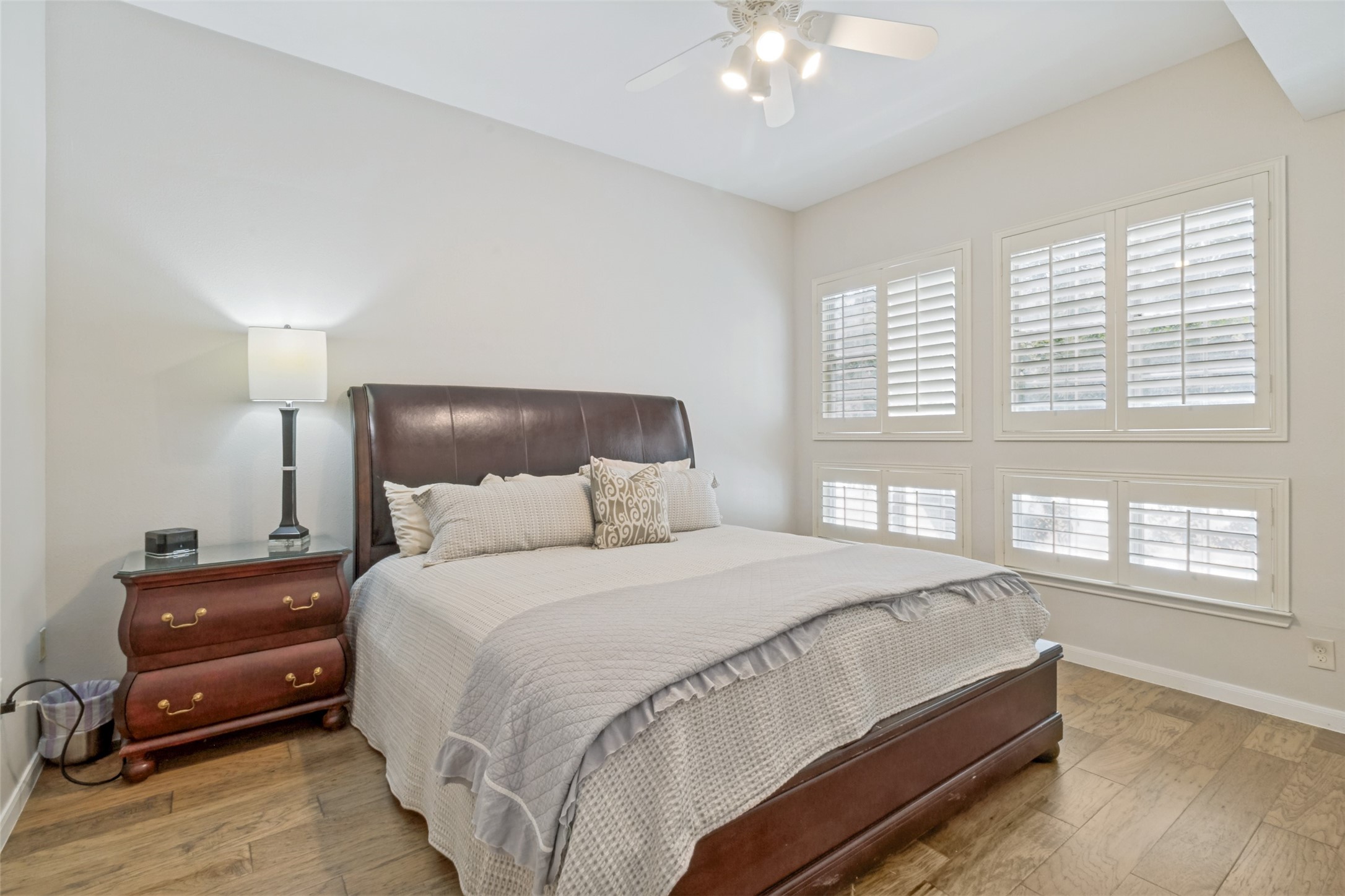 3225 Turtle Creek Boulevard 0008