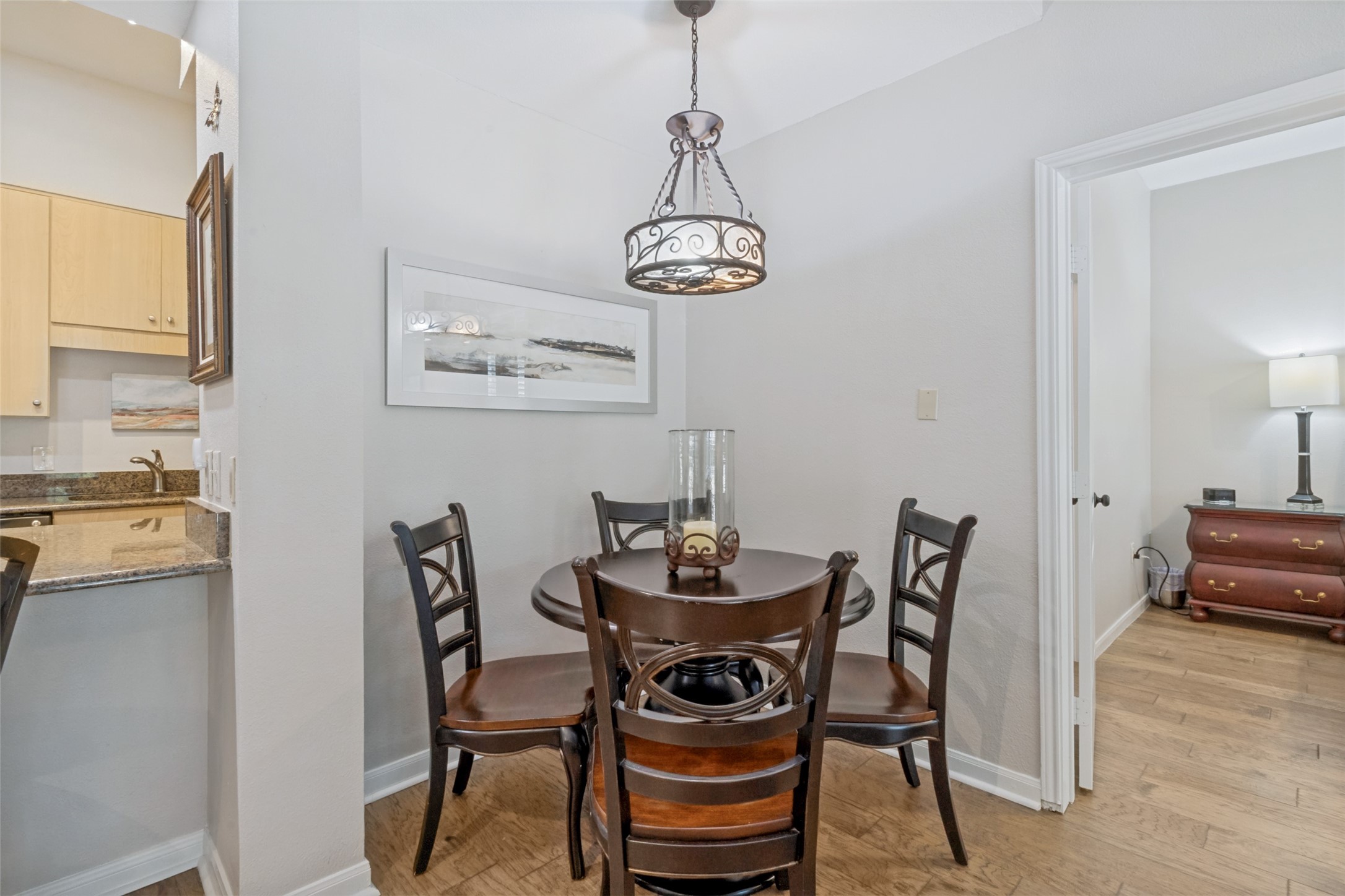 3225 Turtle Creek Boulevard 0008