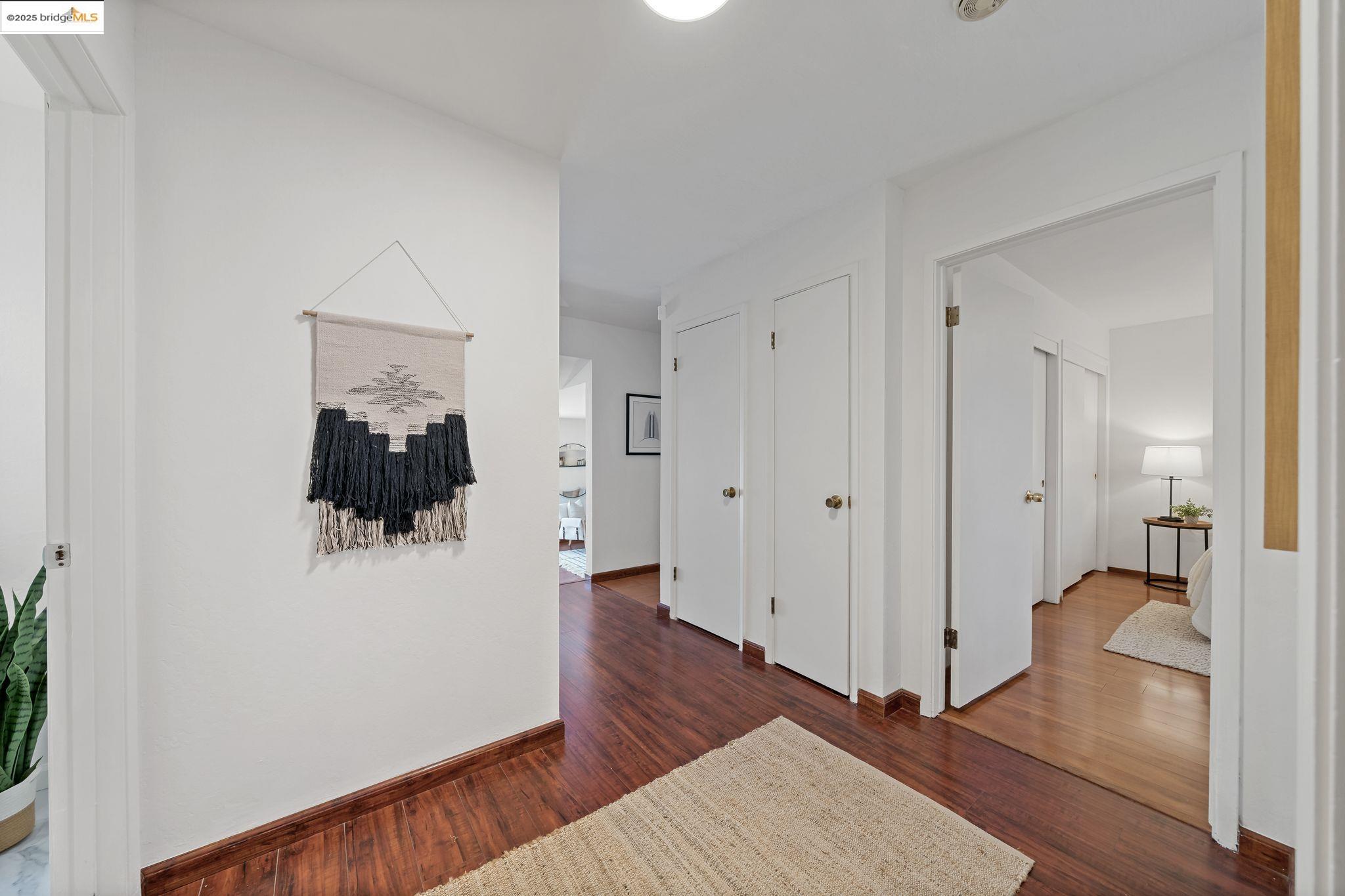 3501 35Th Ave # 2