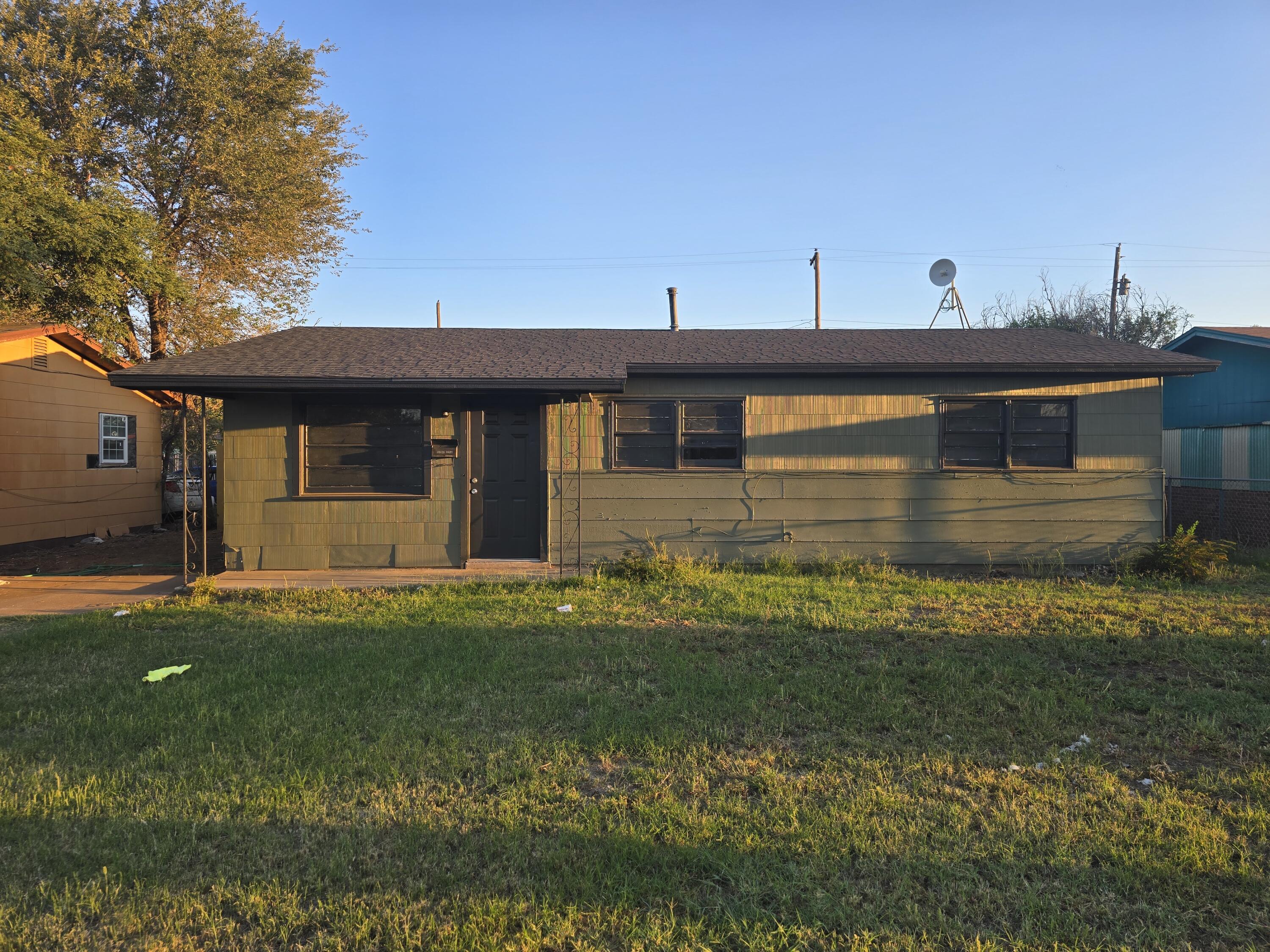 2415 E 30th Street, Lubbock