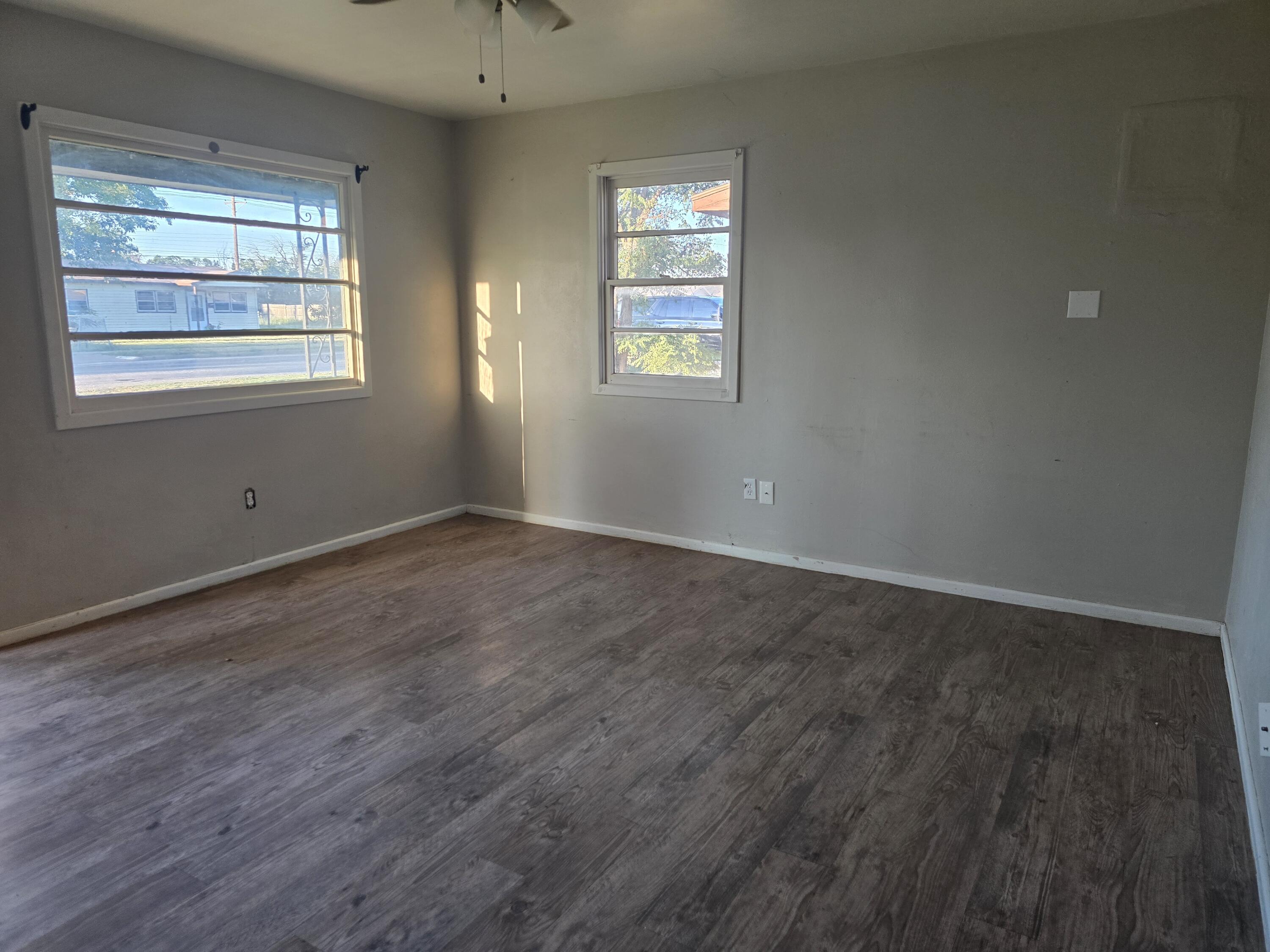 2415 E 30th Street, Lubbock