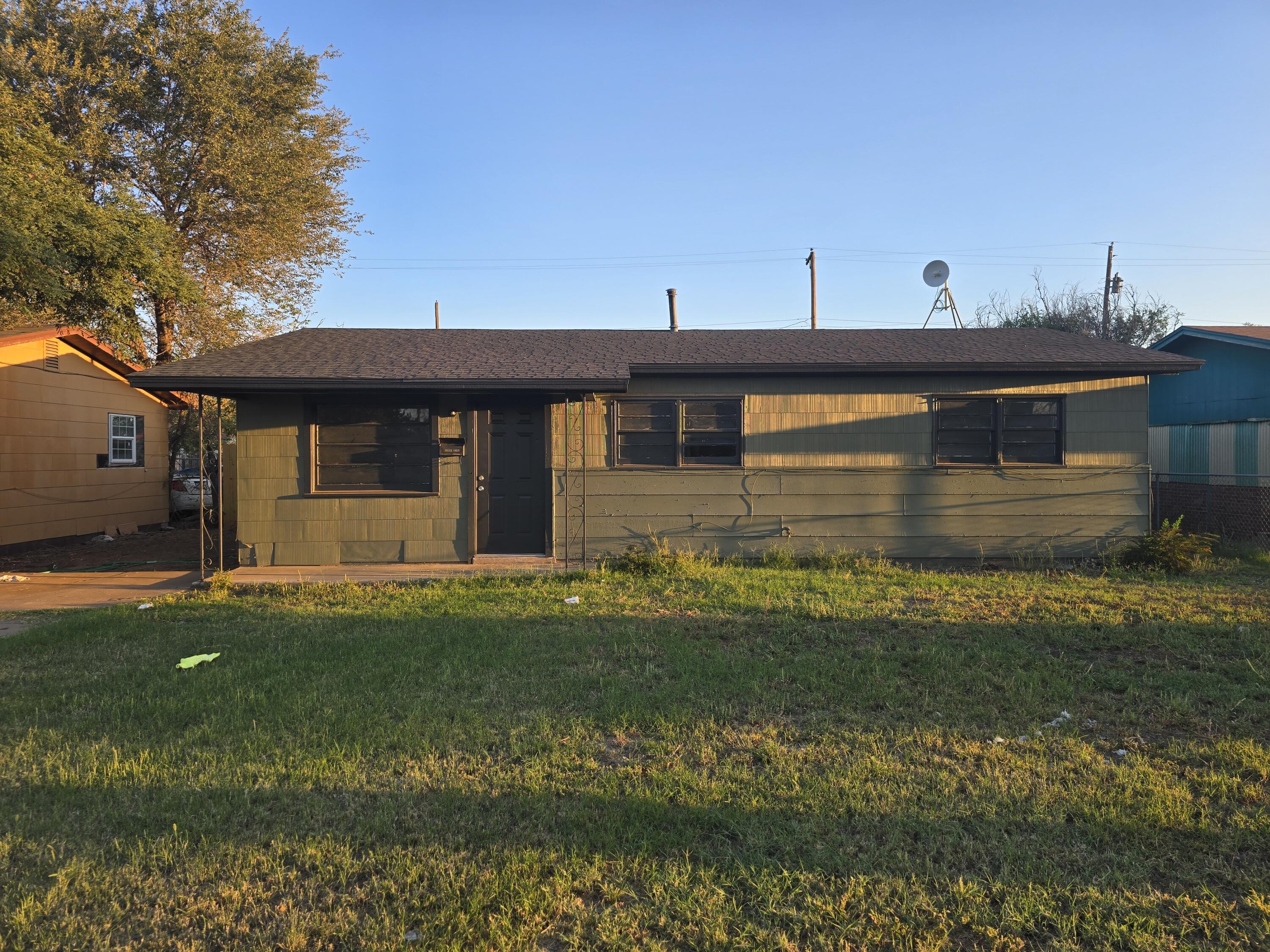 2415 E 30th Street, Lubbock