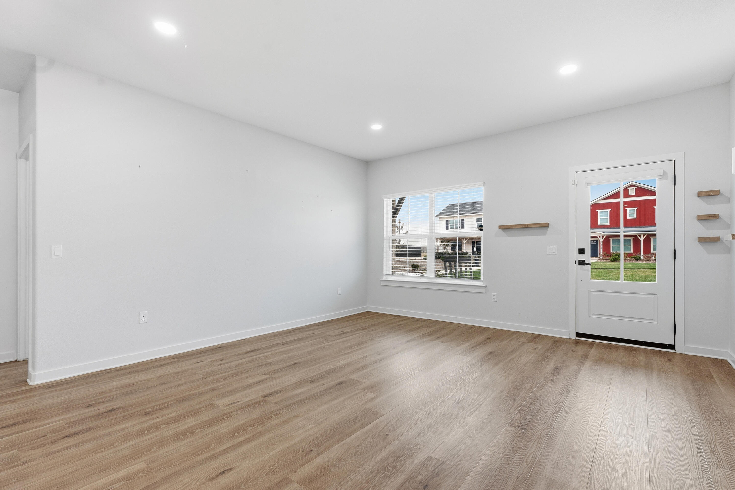 10928 Norwich Avenue