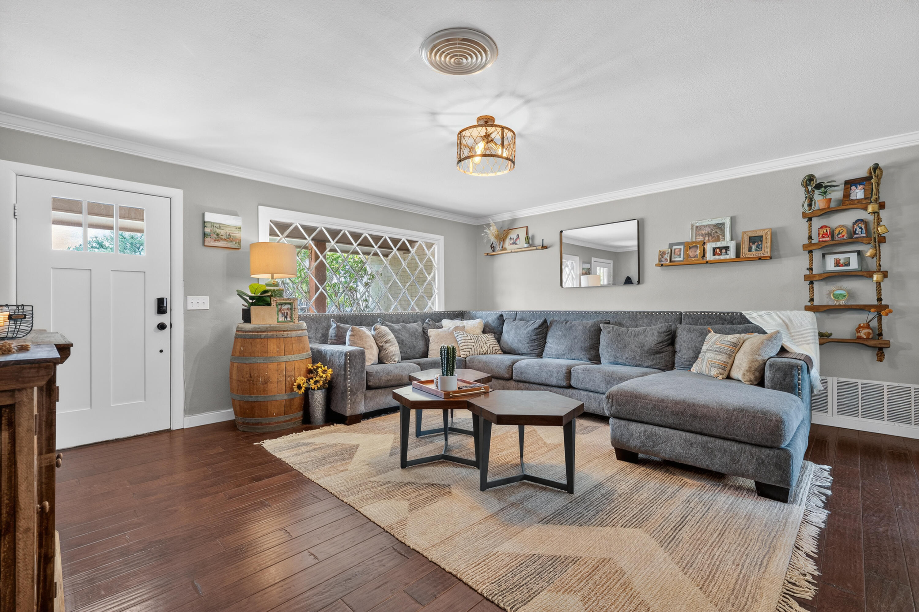 1380 W Crosby Street