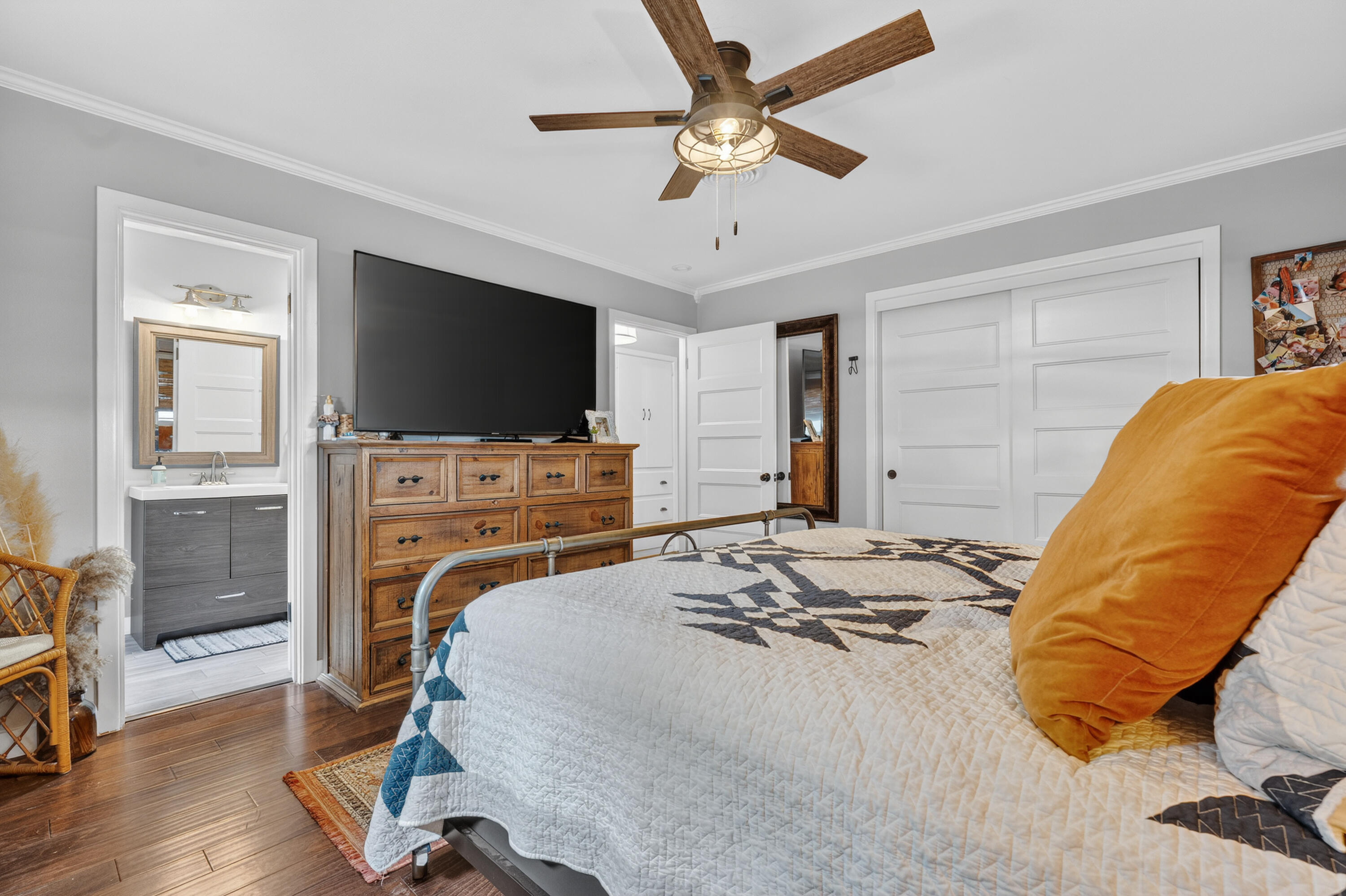 1380 W Crosby Street