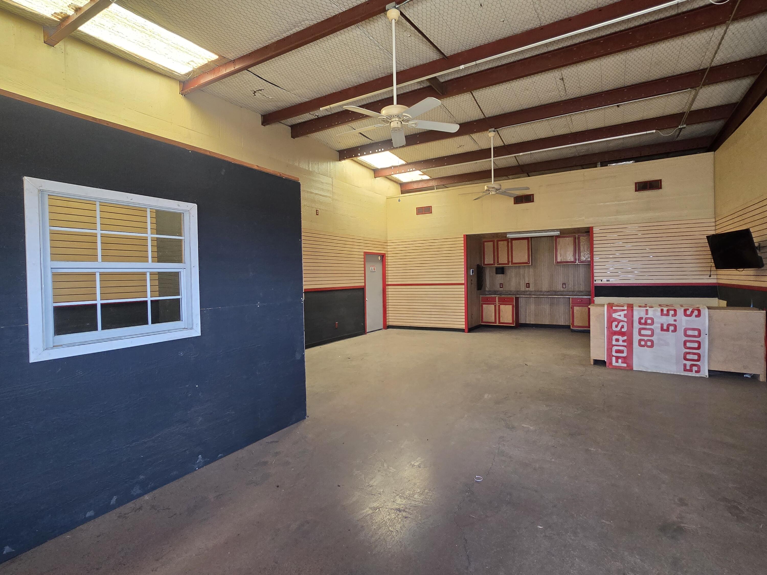 7624 E Highway 84