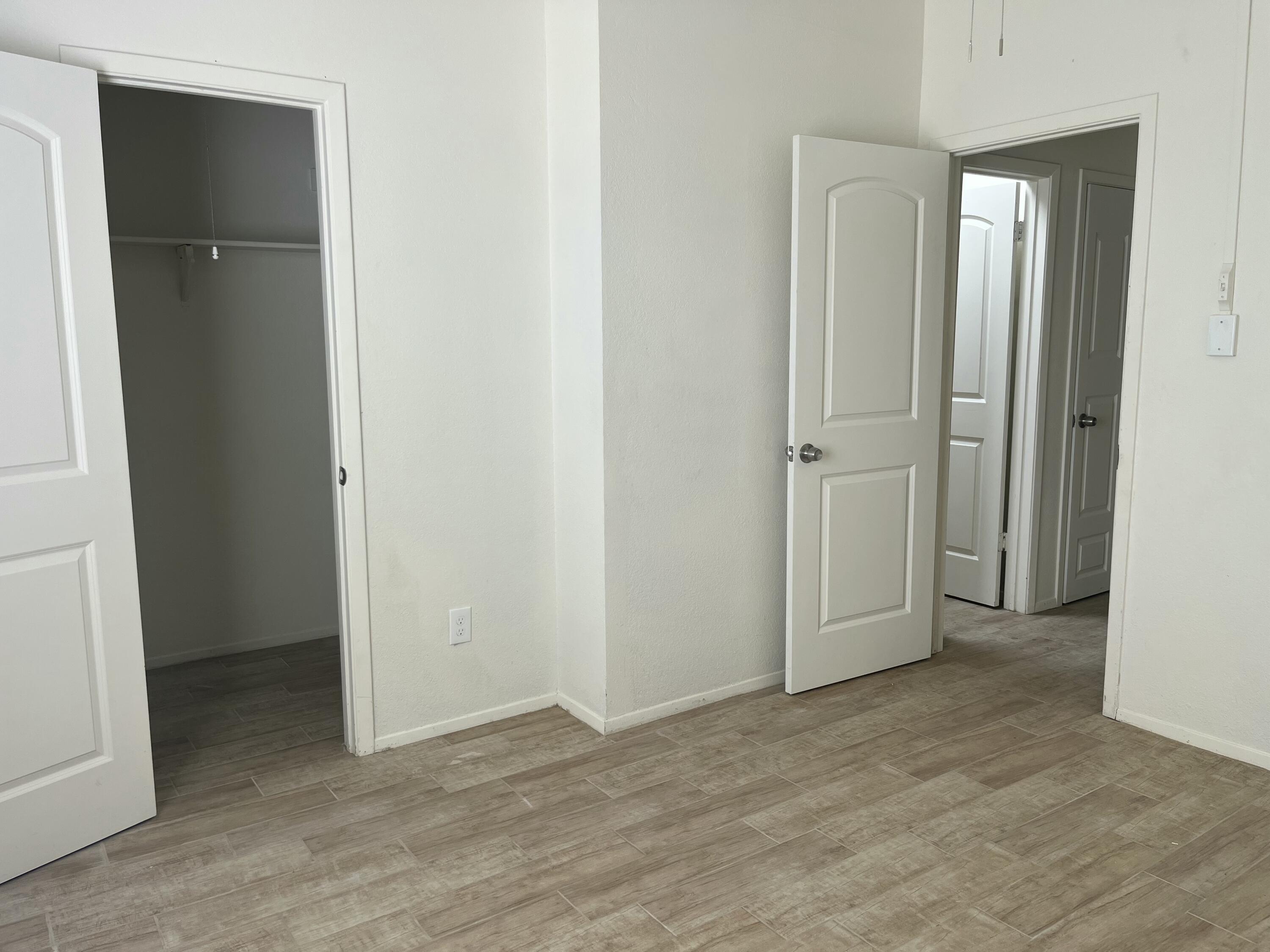 141 N Troy Avenue, A