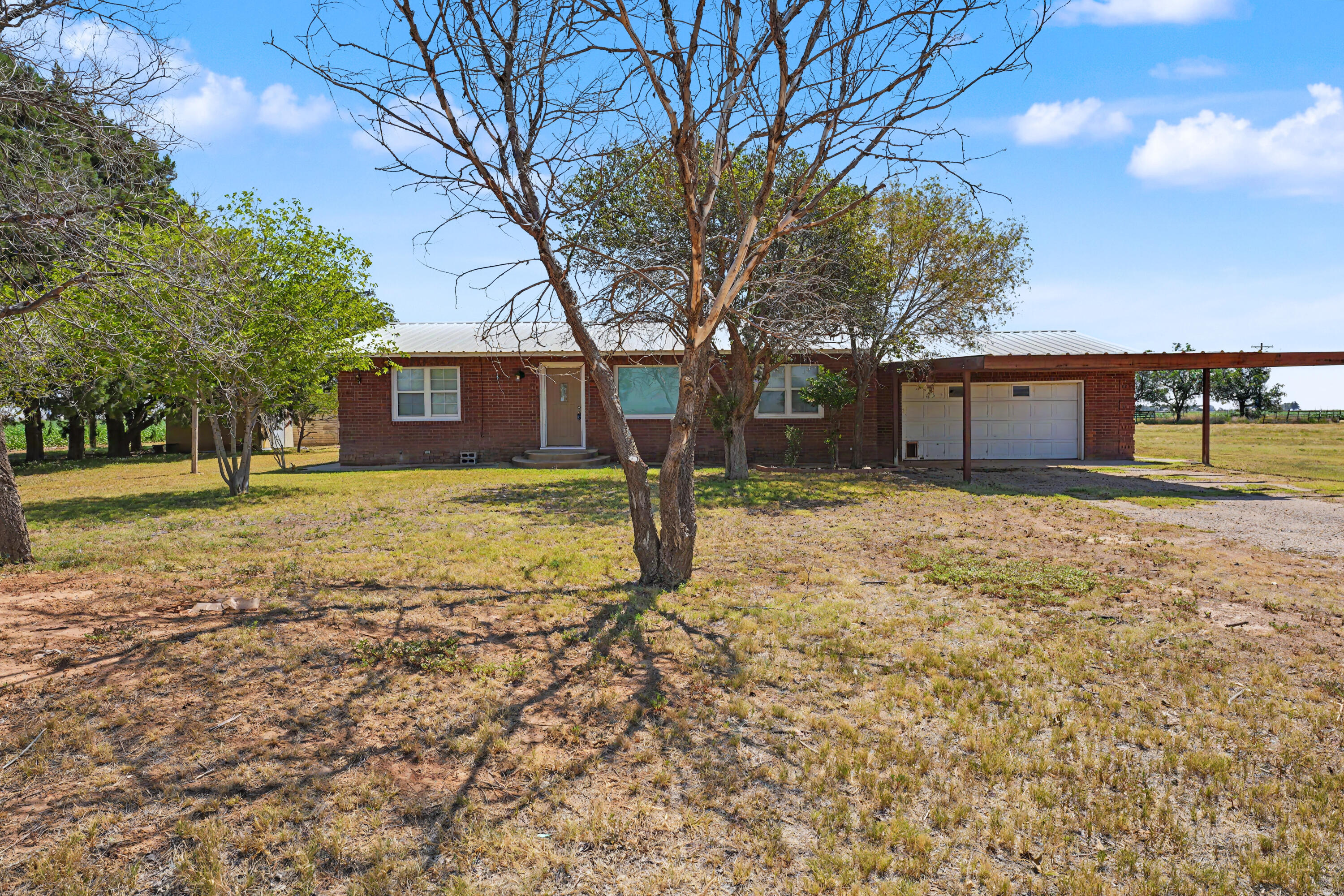 3006 N County Road 3500