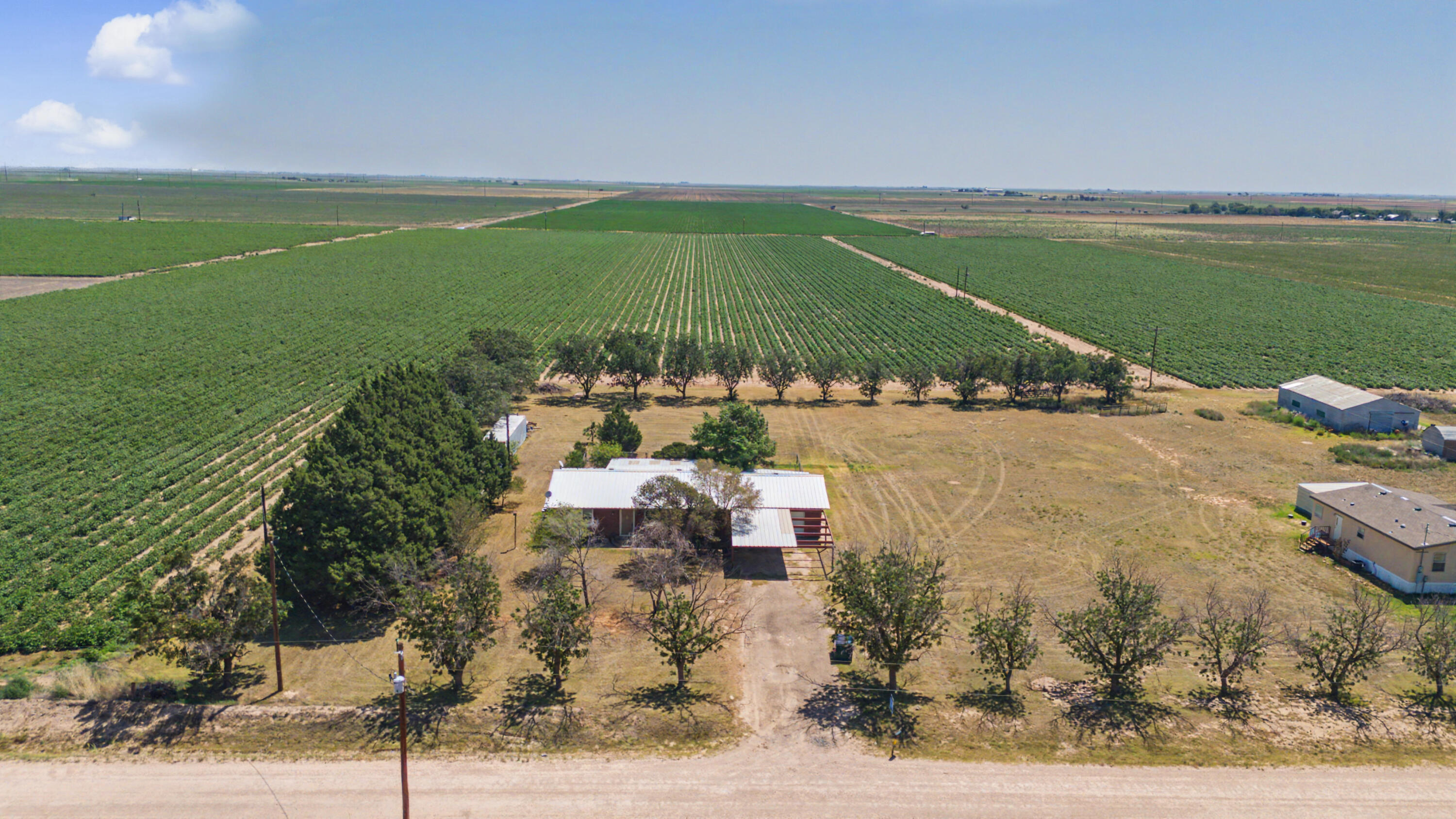 3006 N County Road 3500