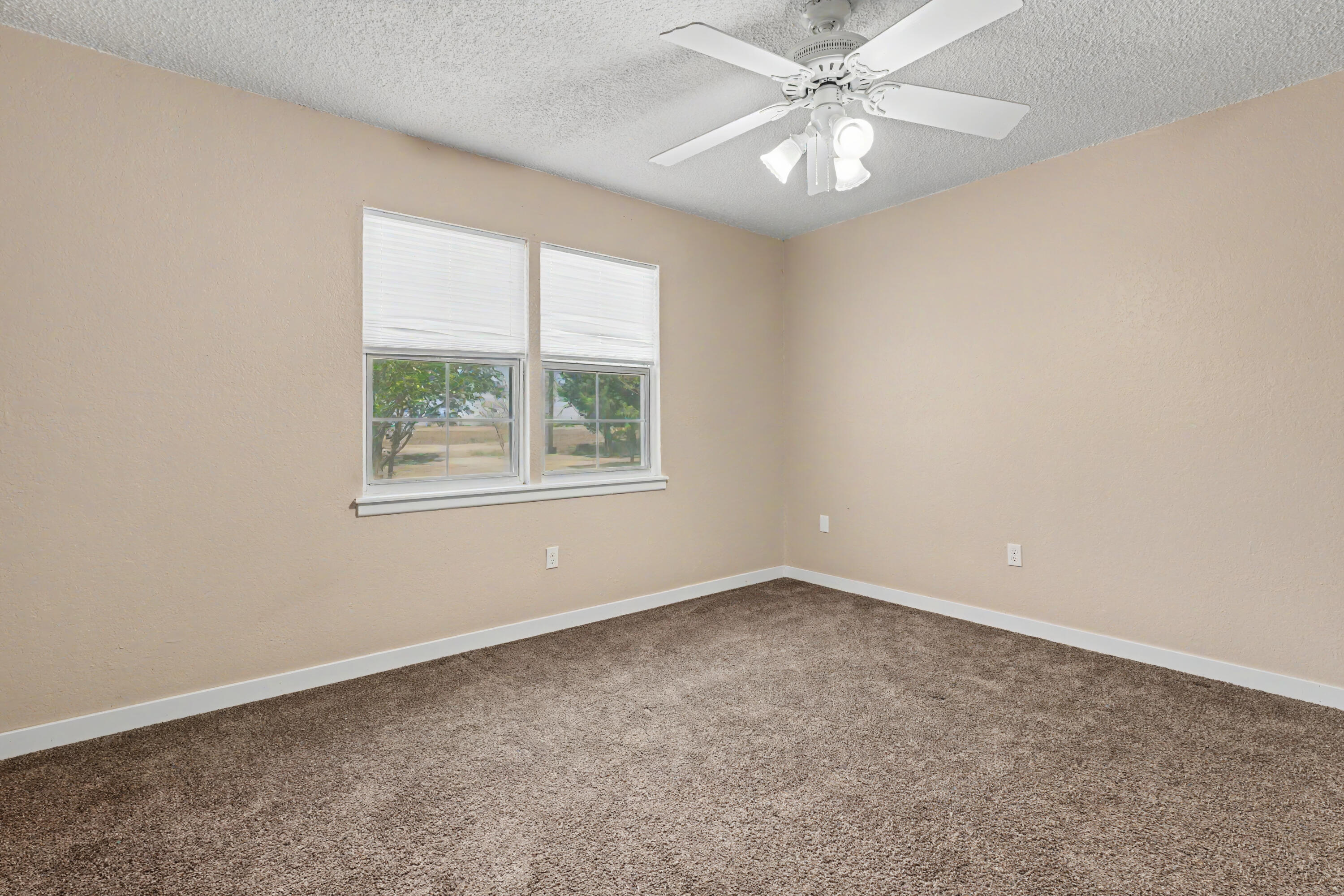 3006 N County Road 3500
