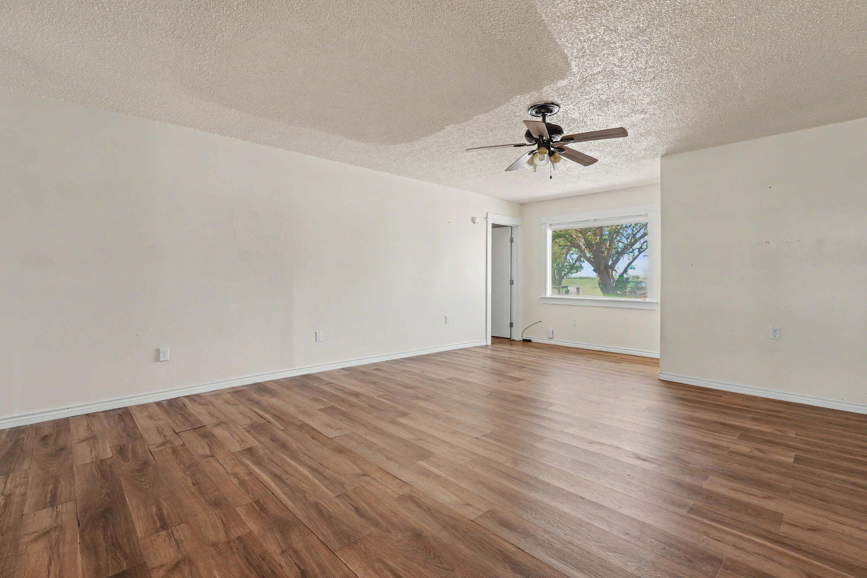 3006 N County Road 3500